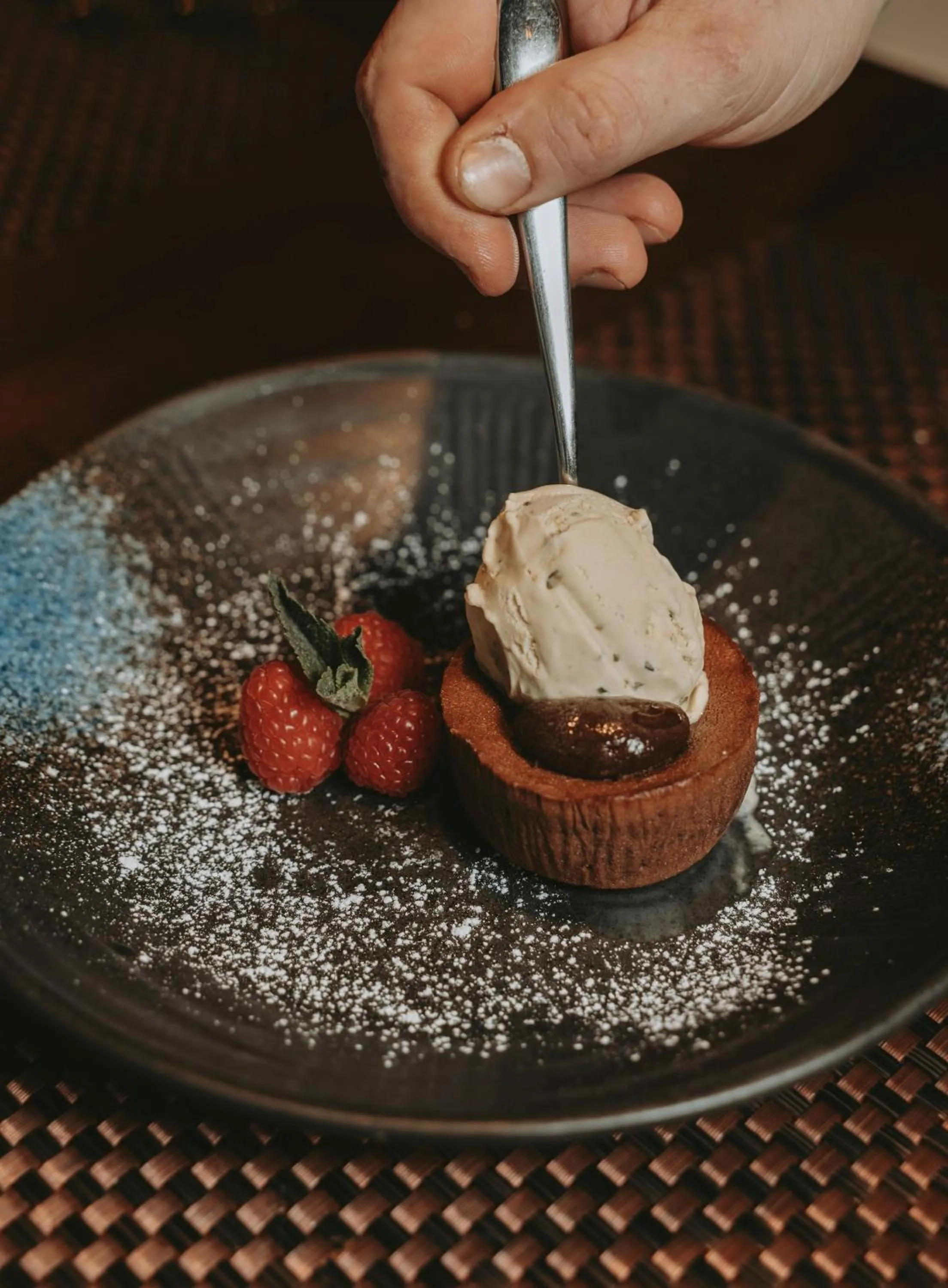 Restaurant/places to eat in Clayton Hotel Birmingham