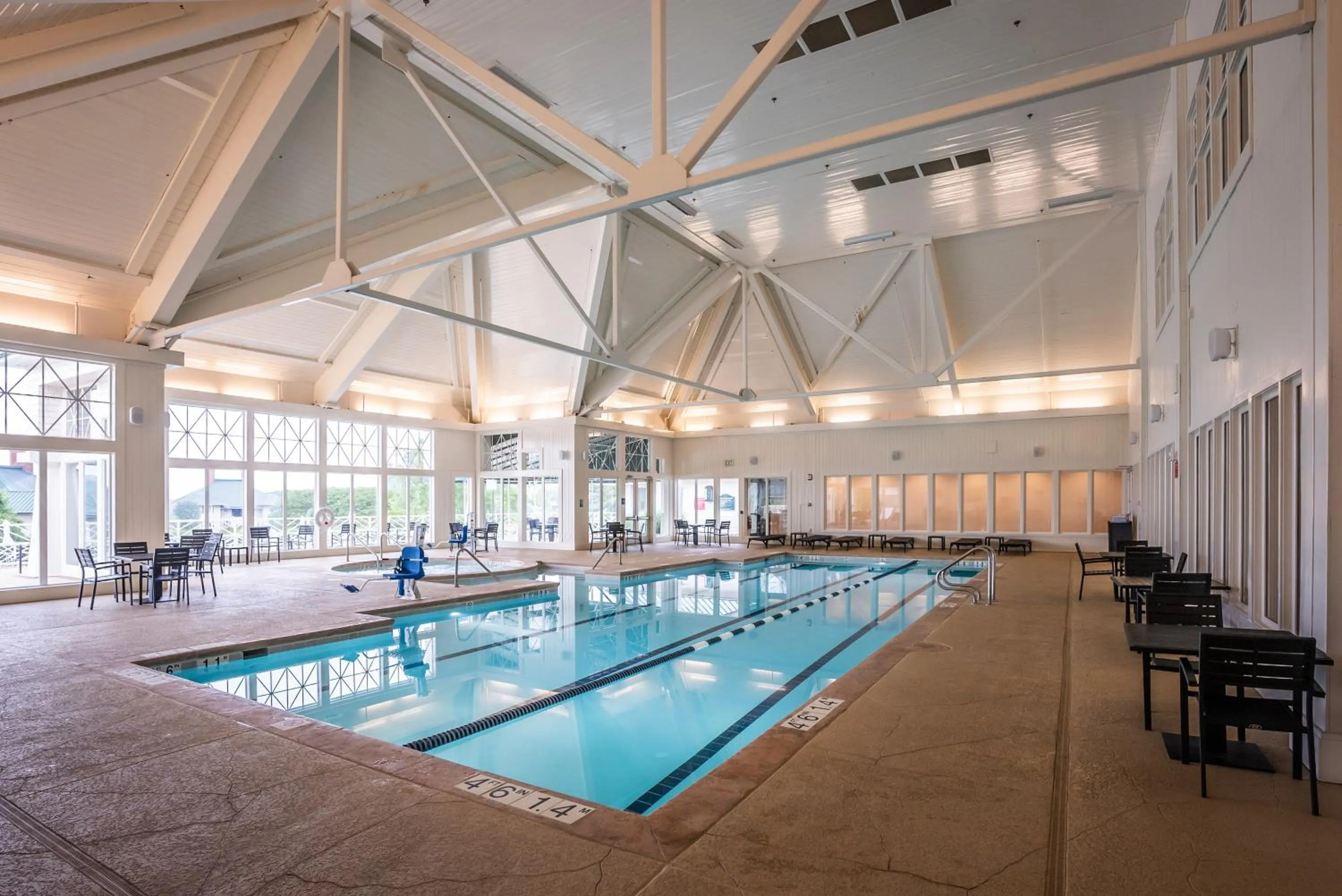 Swimming pool in Kingsmill Resort