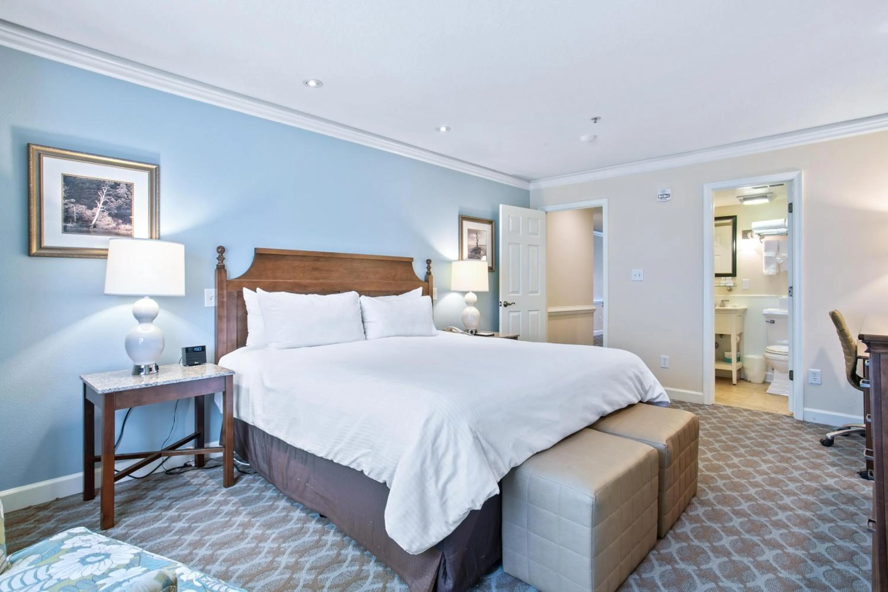 Bedroom, Bed in Kingsmill Resort