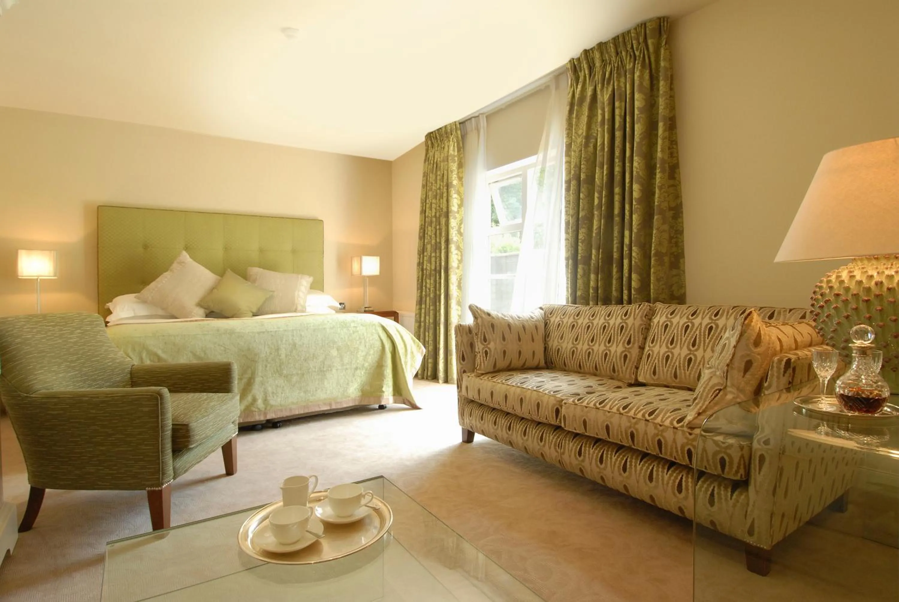 Day, Bed in Castle House Hotel