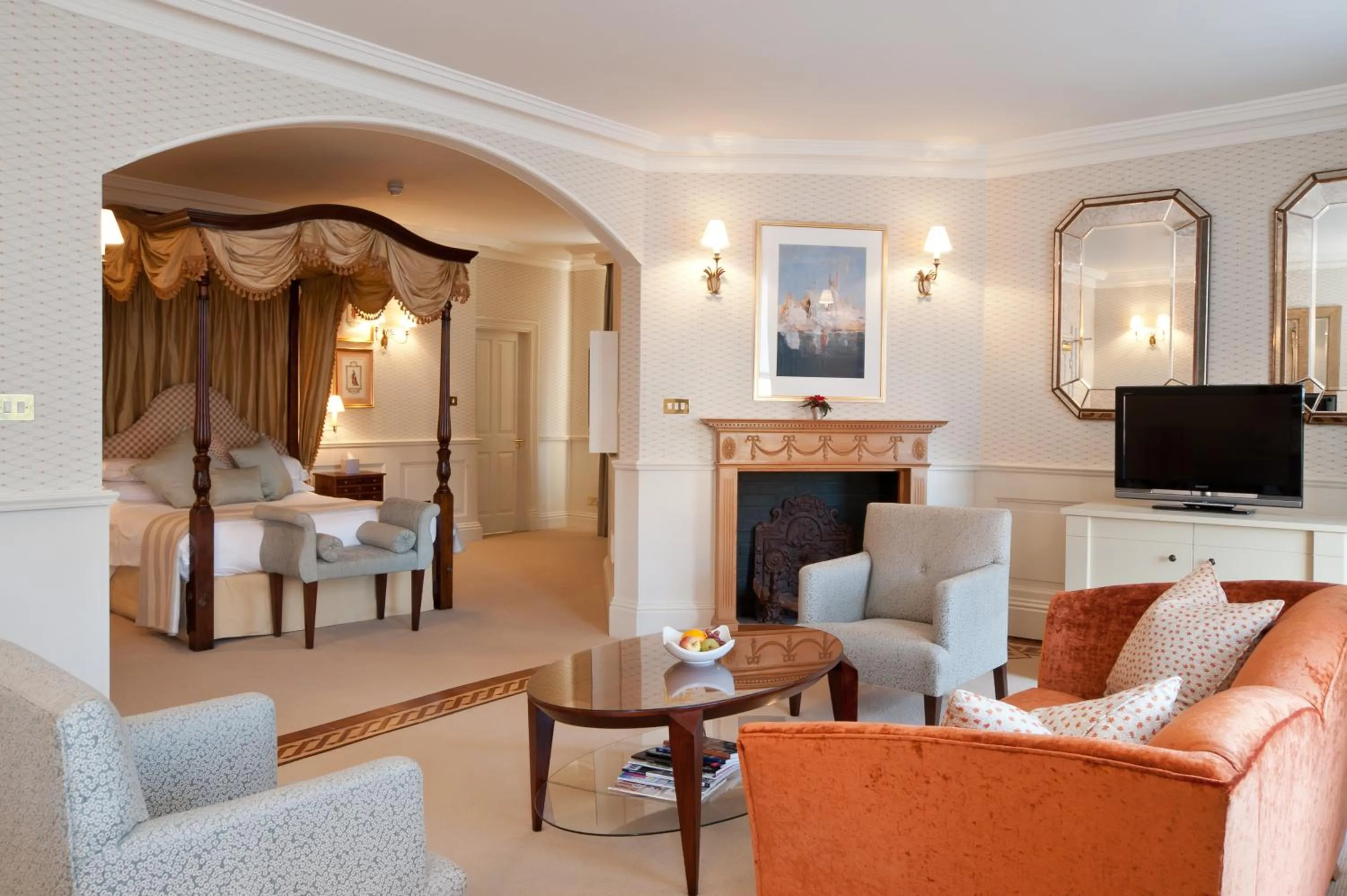 Photo of the whole room in Castle House Hotel