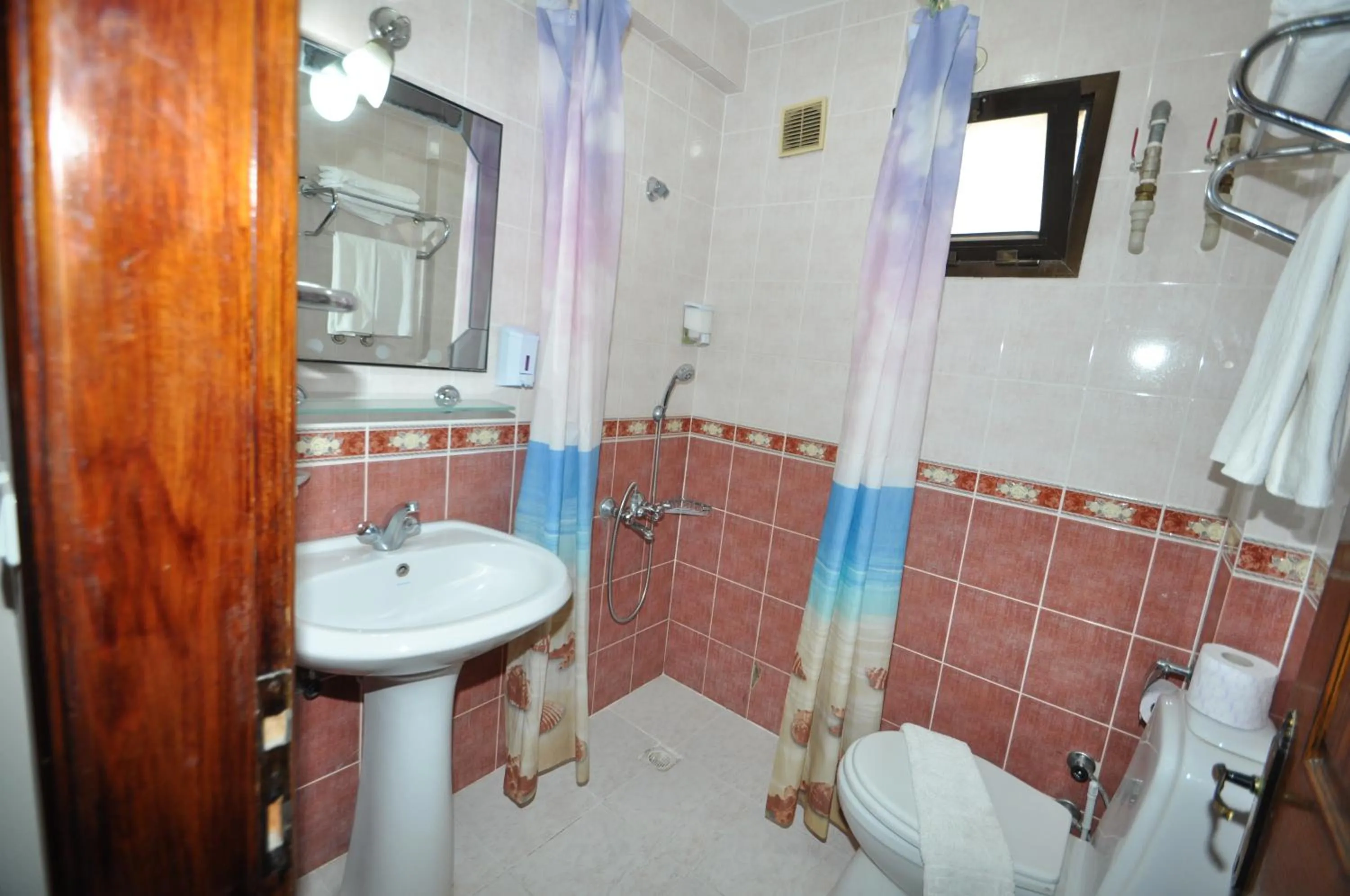 Defne & Zevkim Hotel