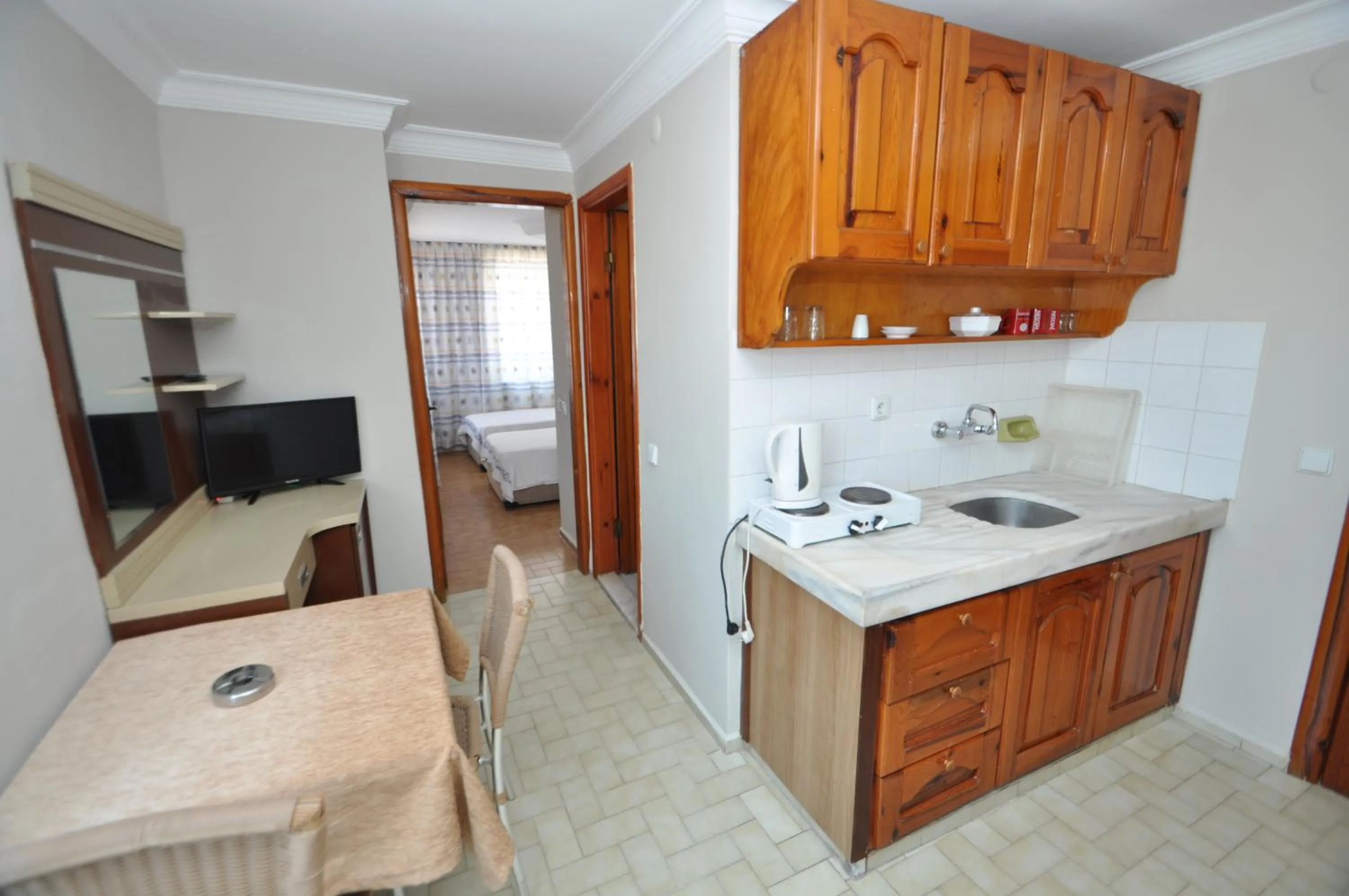 Defne & Zevkim Hotel