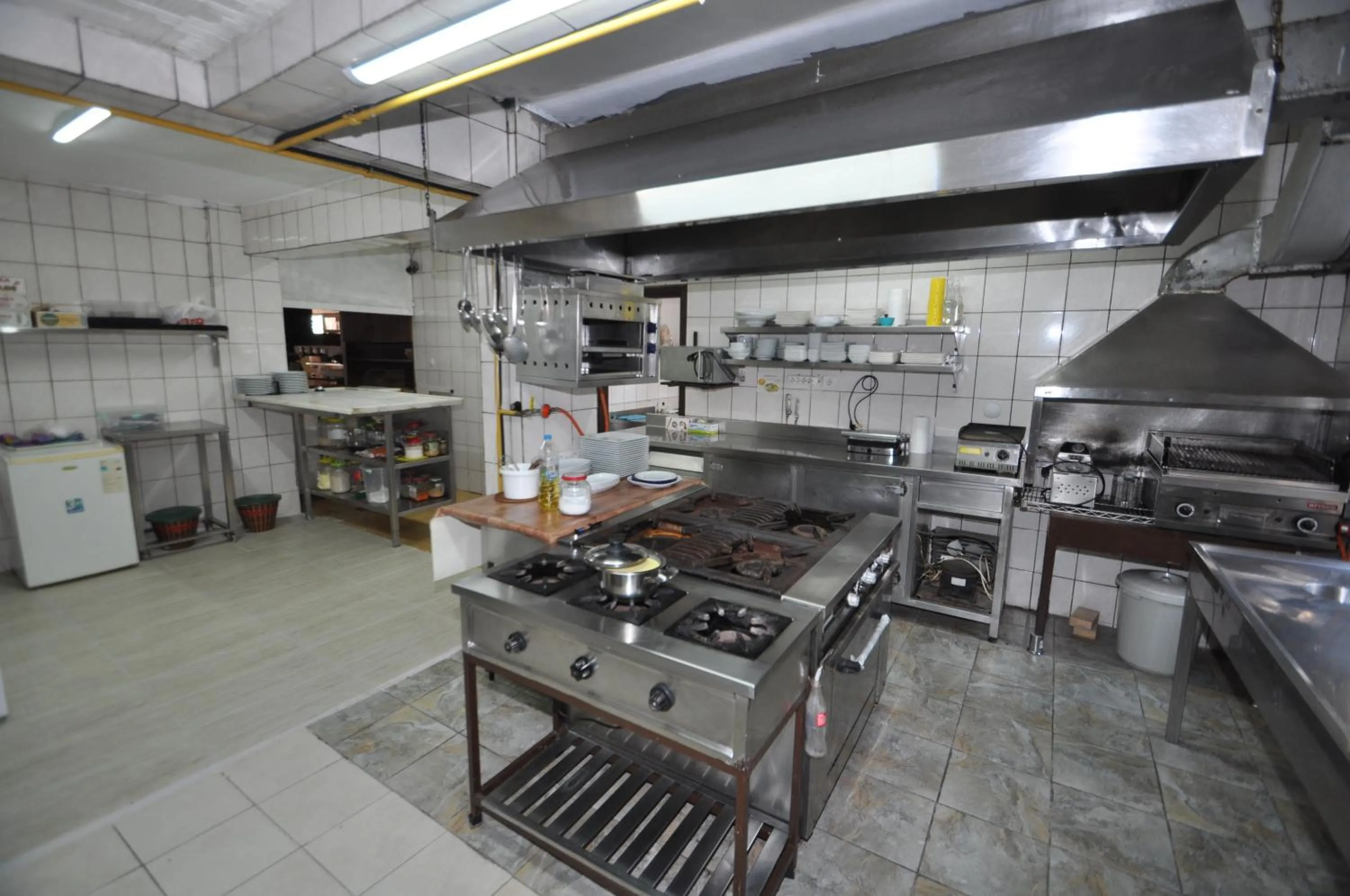 Restaurant/places to eat in Defne & Zevkim Hotel