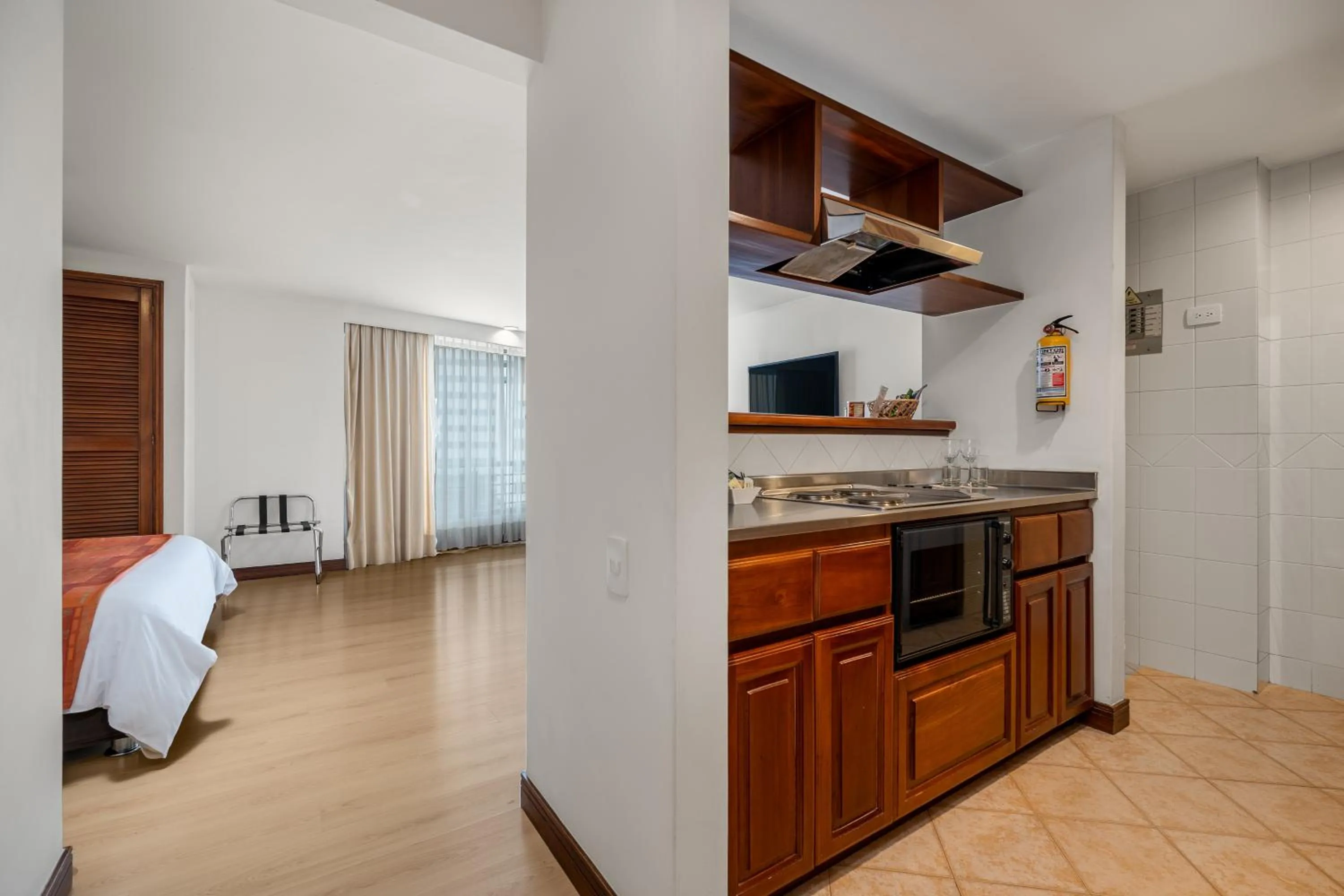 Bed in Hotel Leblon Suites Milla de Oro