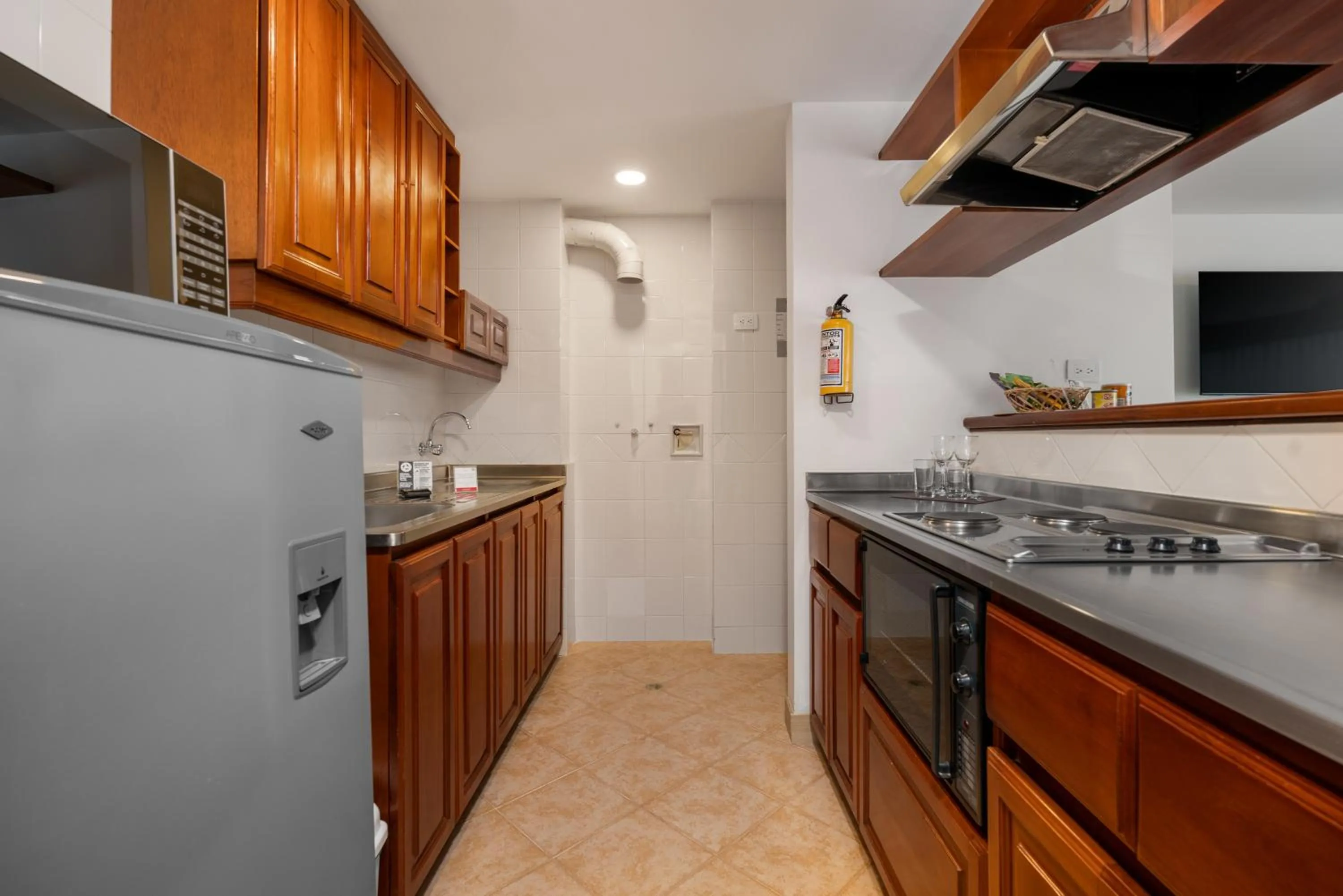 Kitchen or kitchenette in Hotel Leblon Suites Milla de Oro