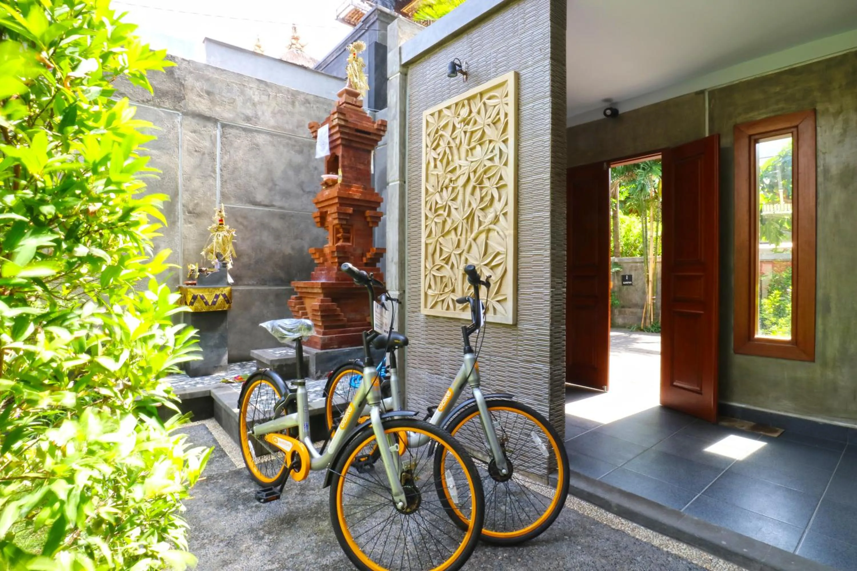 Garden in Gempita House Legian Bali