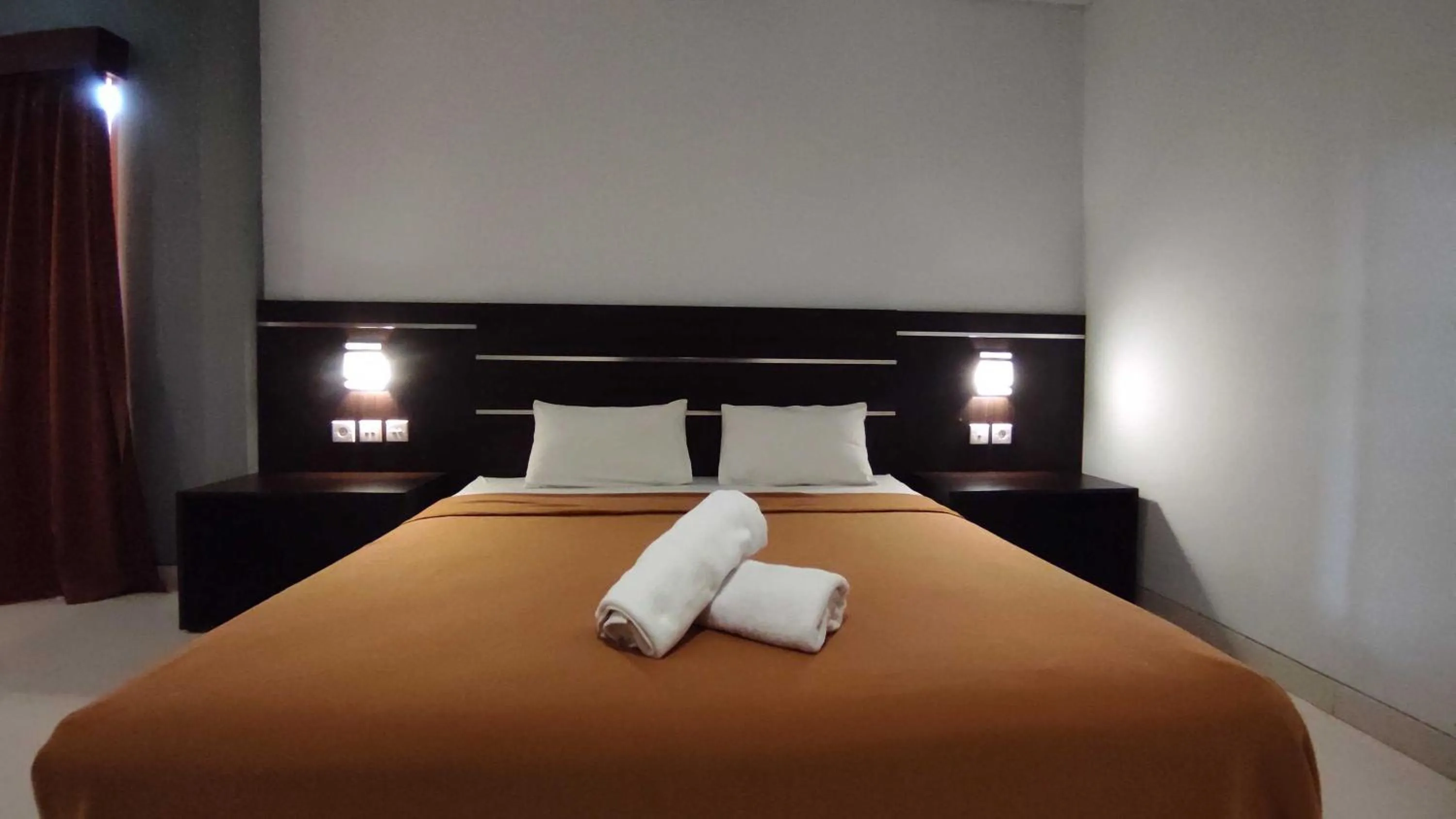 Photo of the whole room, Bed in Gempita House Legian Bali