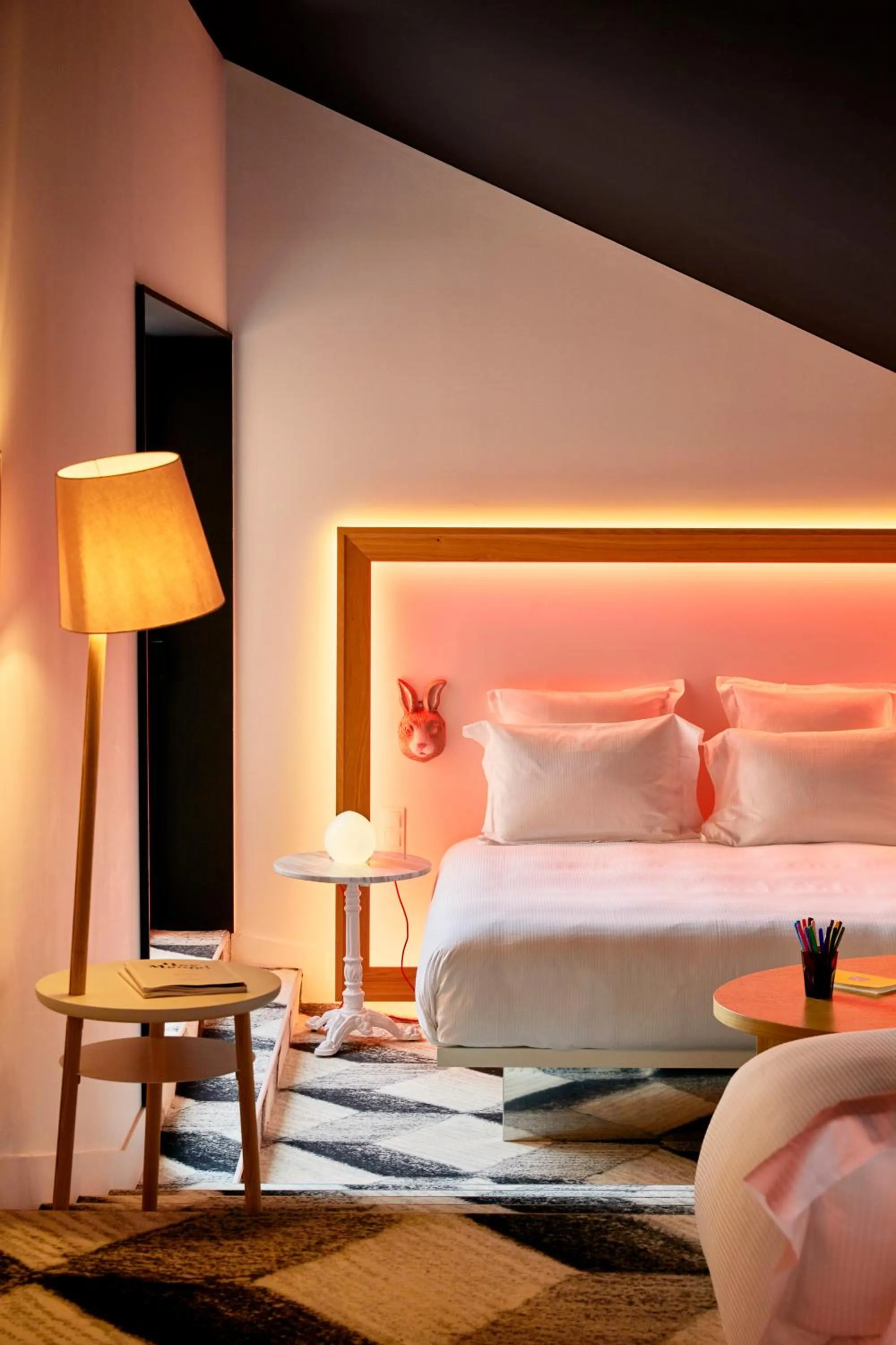 Photo of the whole room, Bed in Mama Shelter Toulouse