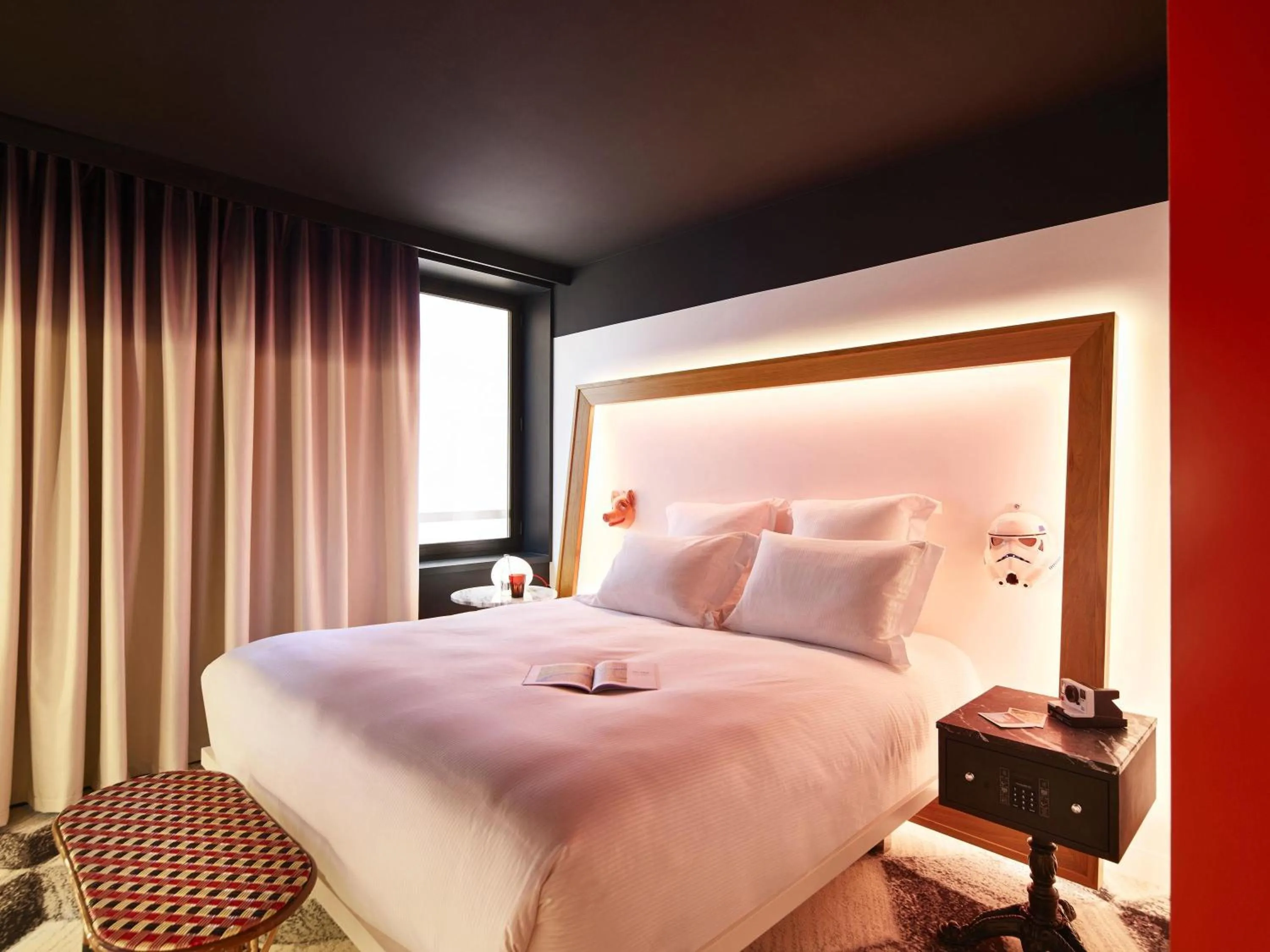 Bedroom, Bed in Mama Shelter Toulouse