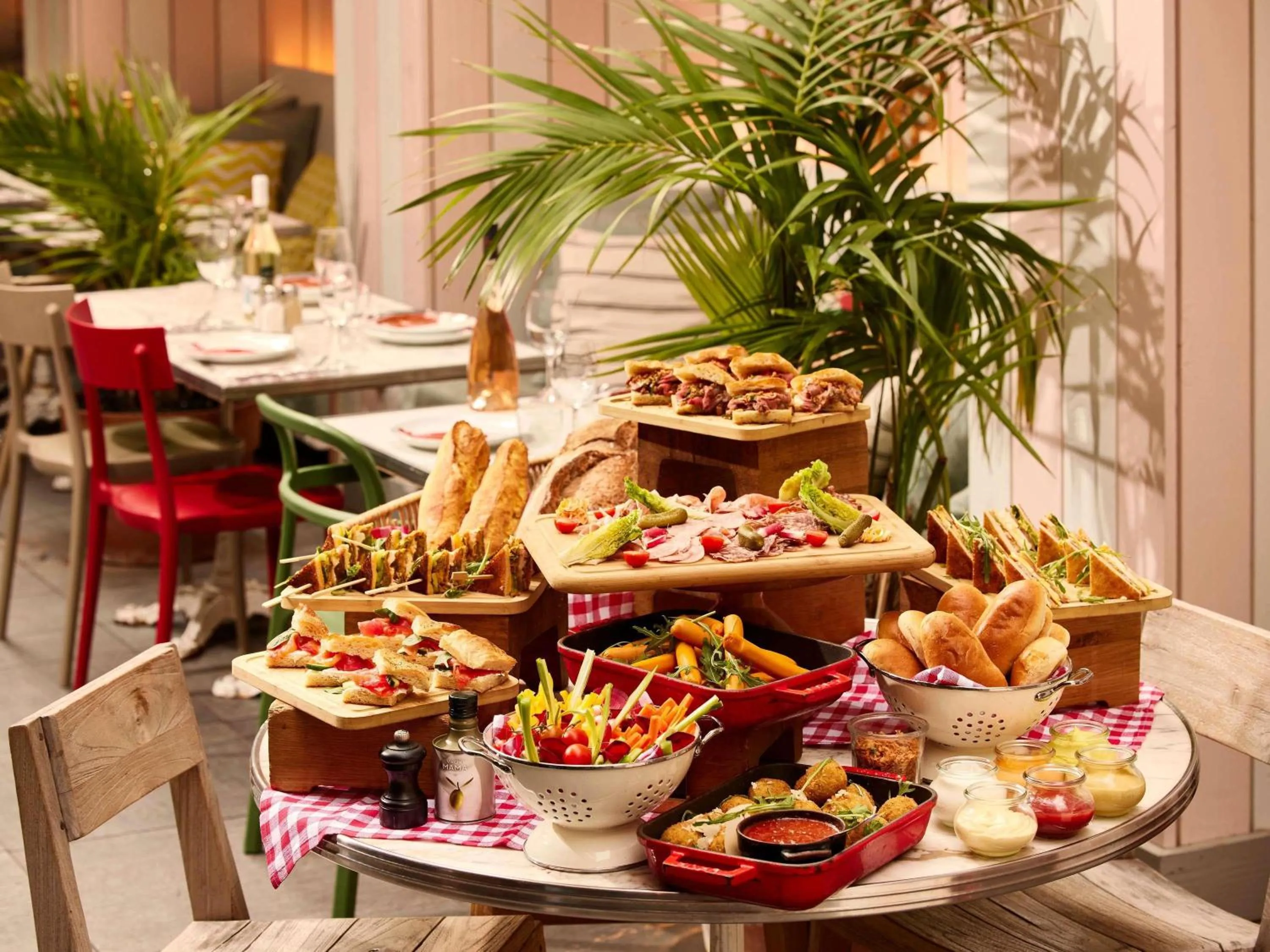 Restaurant/places to eat in Mama Shelter Toulouse