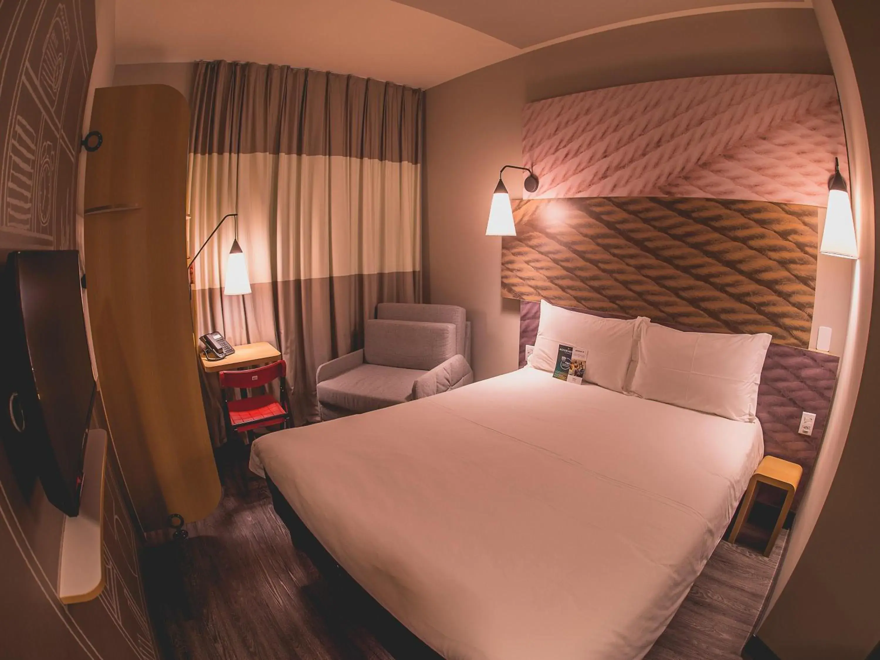 Standard Room with One Double Bed and One Sofa Bed in ibis Carlos Barbosa Standard Room with One Double Bed and One Sofa Bed in ibis Carlos Barbosa