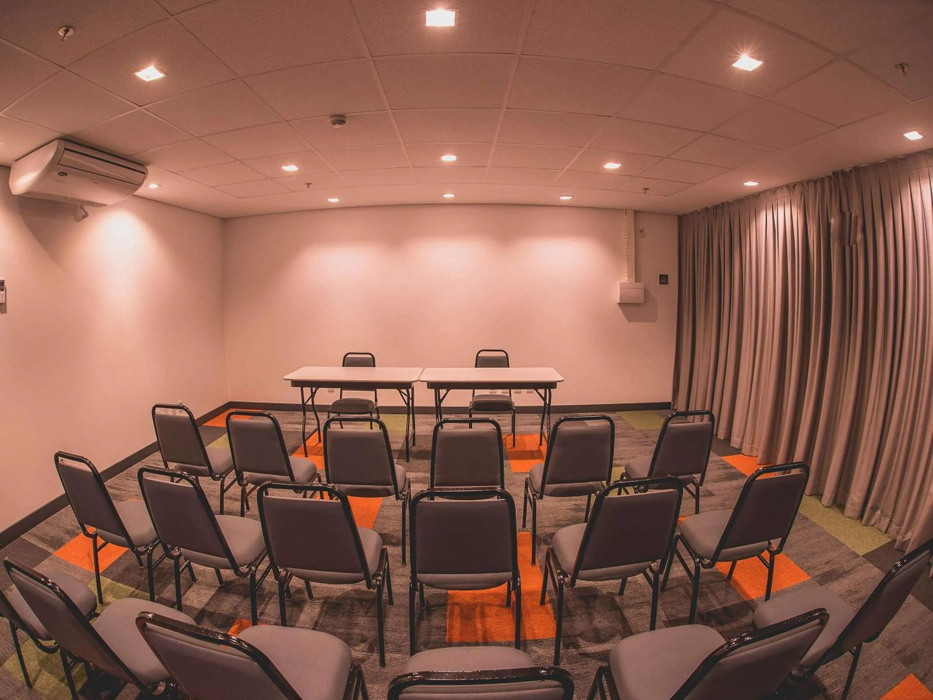 Meeting/conference room in ibis Carlos Barbosa