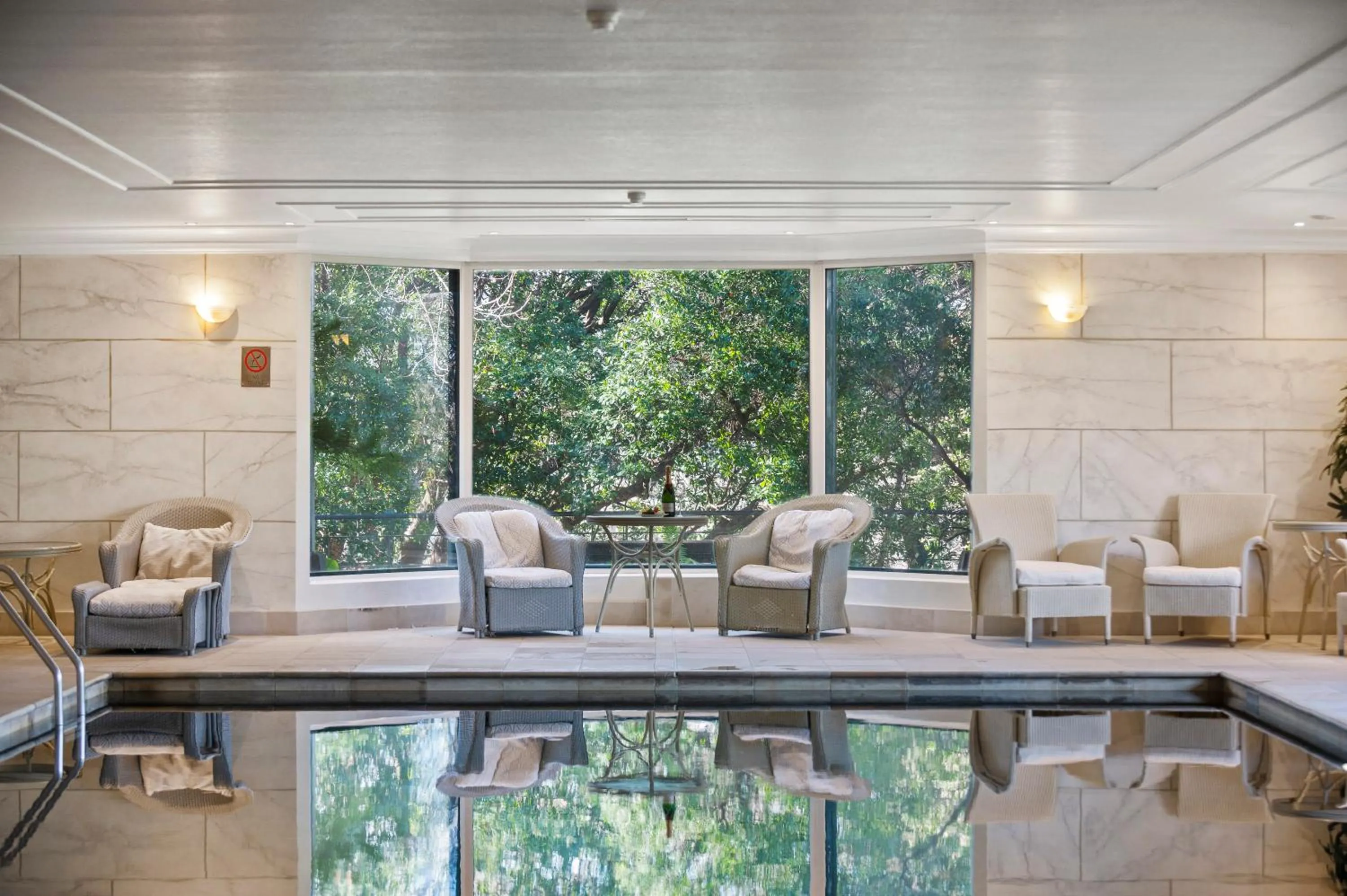 Swimming pool in Lilianfels Resort and Spa