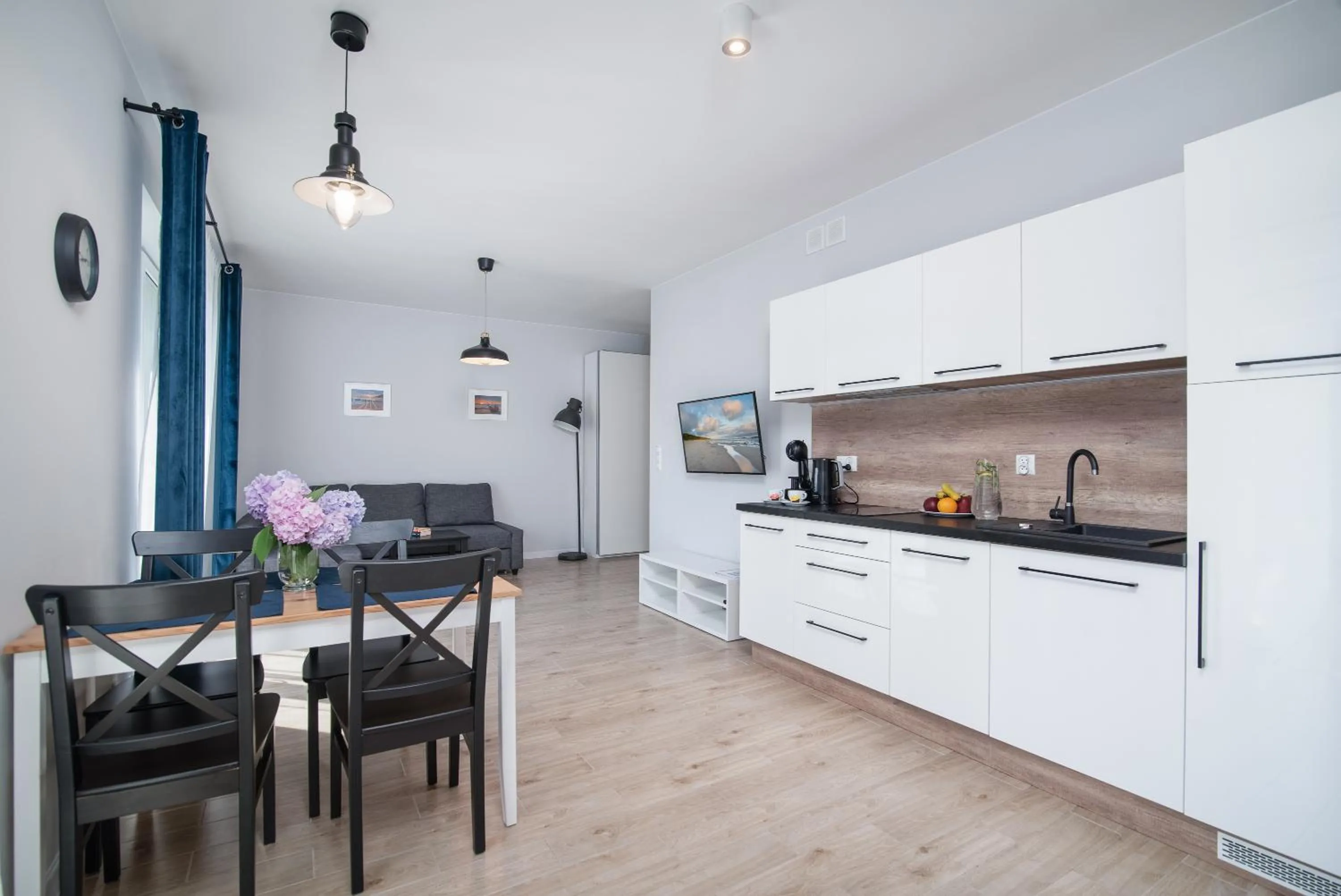 TV and multimedia in Porto Bello