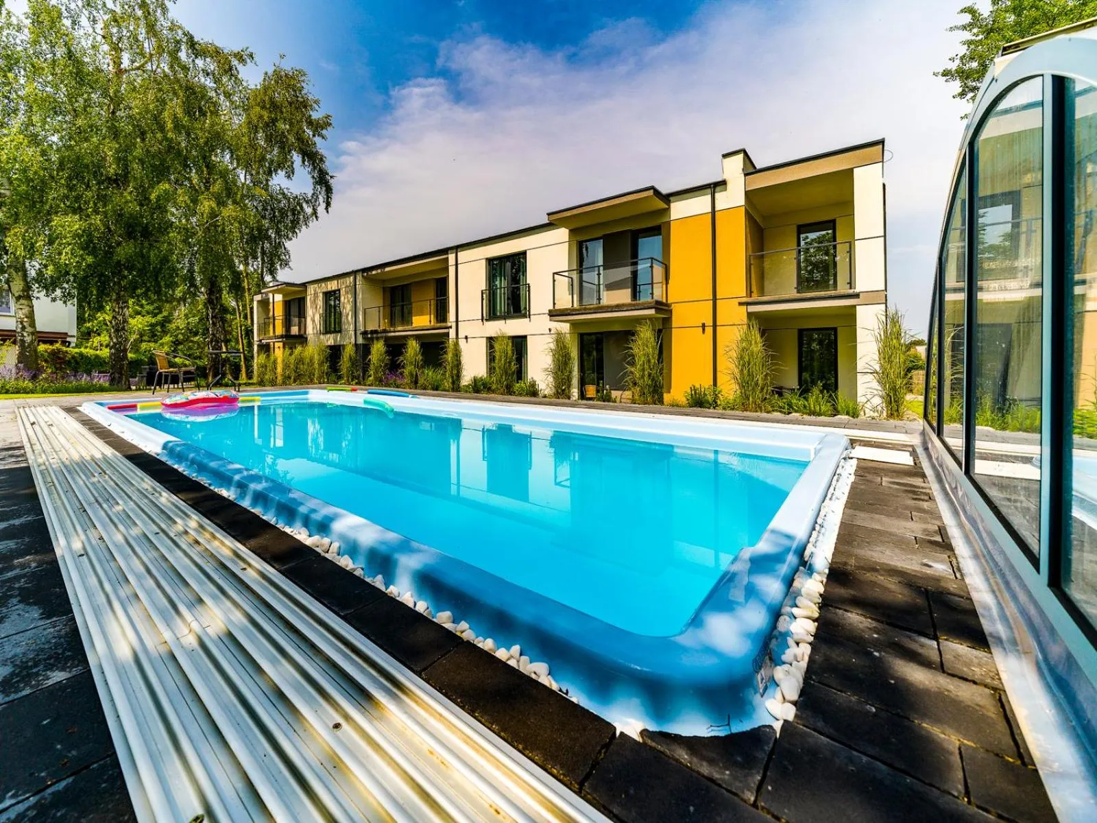 Property building in Porto Bello