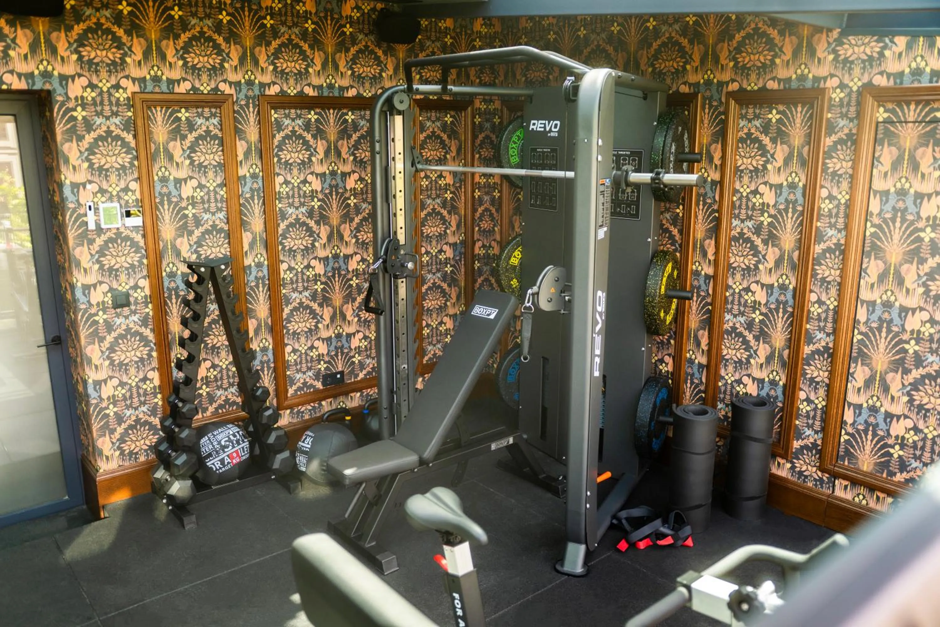 Fitness centre/facilities in Hotel Lobby