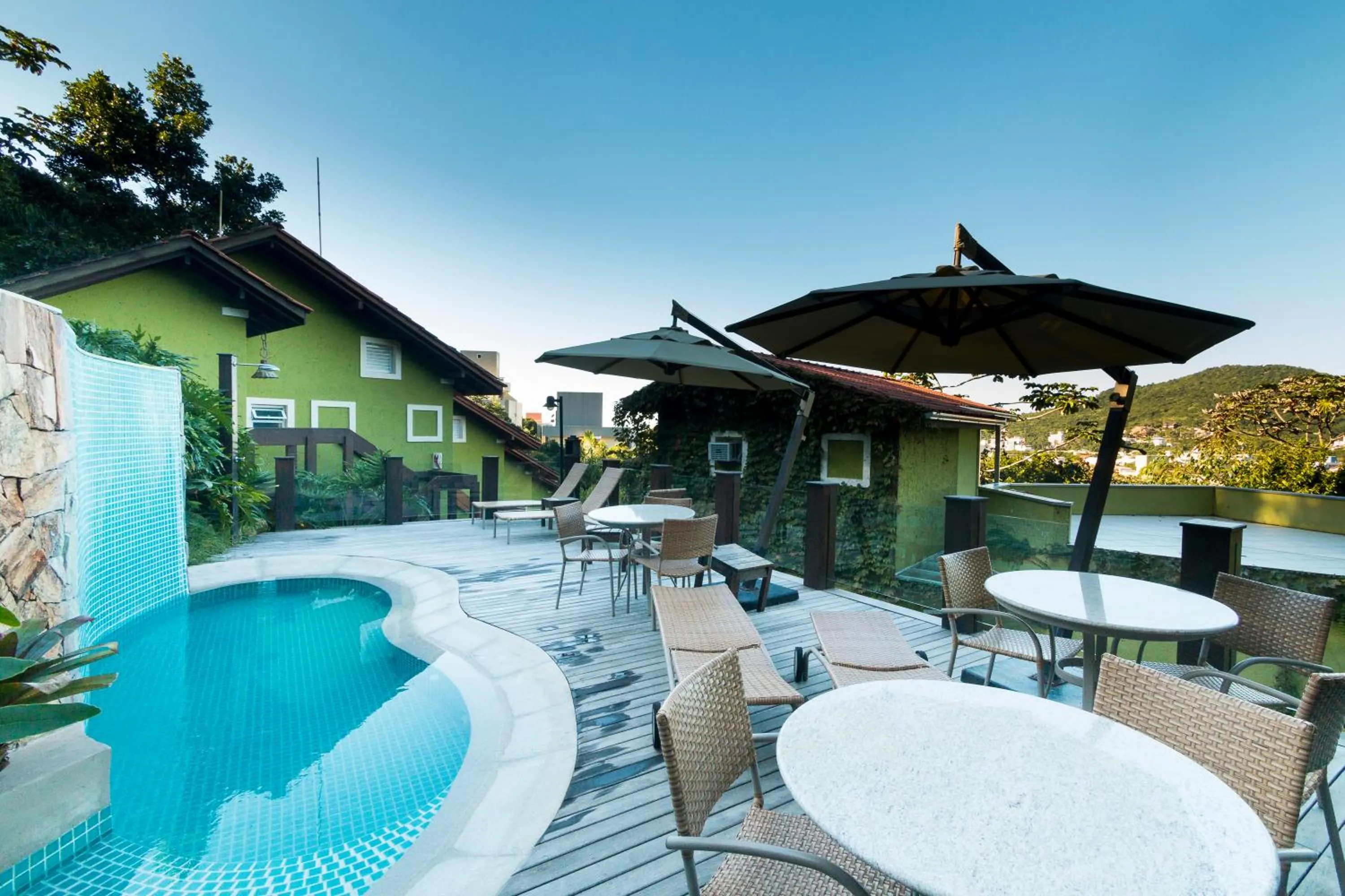 Swimming pool in Pousada Vila do Bosque