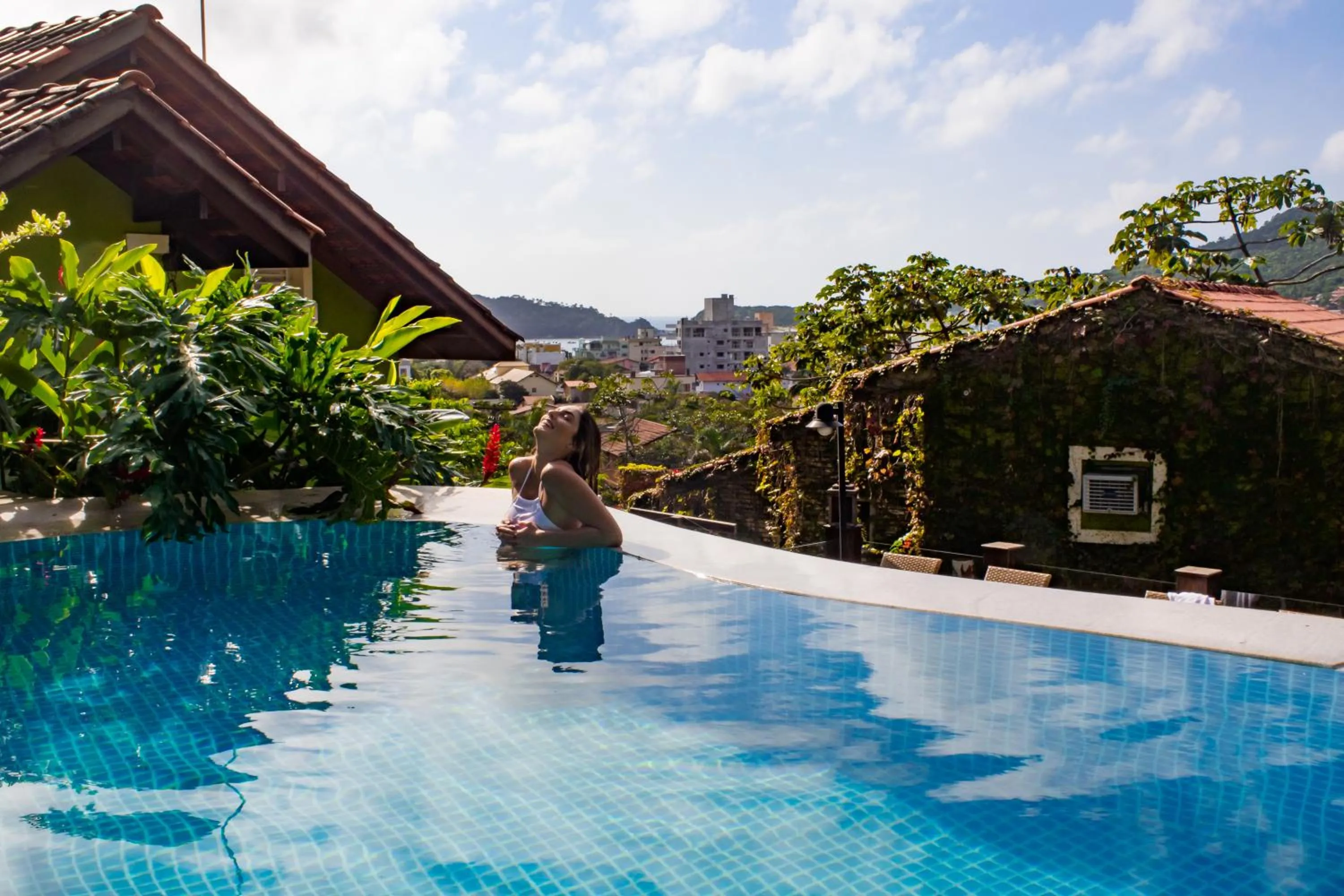 Pool view in Pousada Vila do Bosque