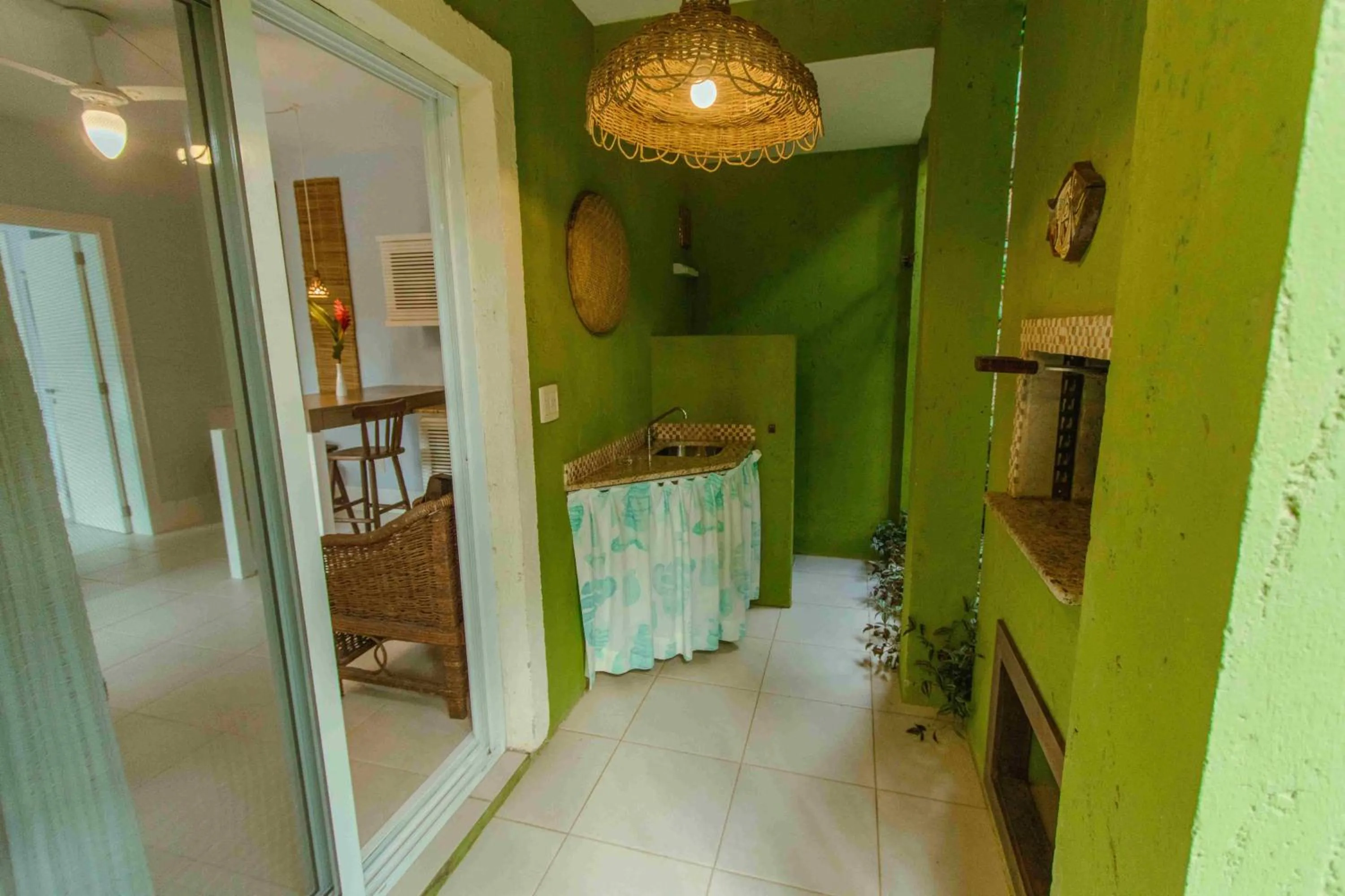 Kitchen or kitchenette in Pousada Vila do Bosque