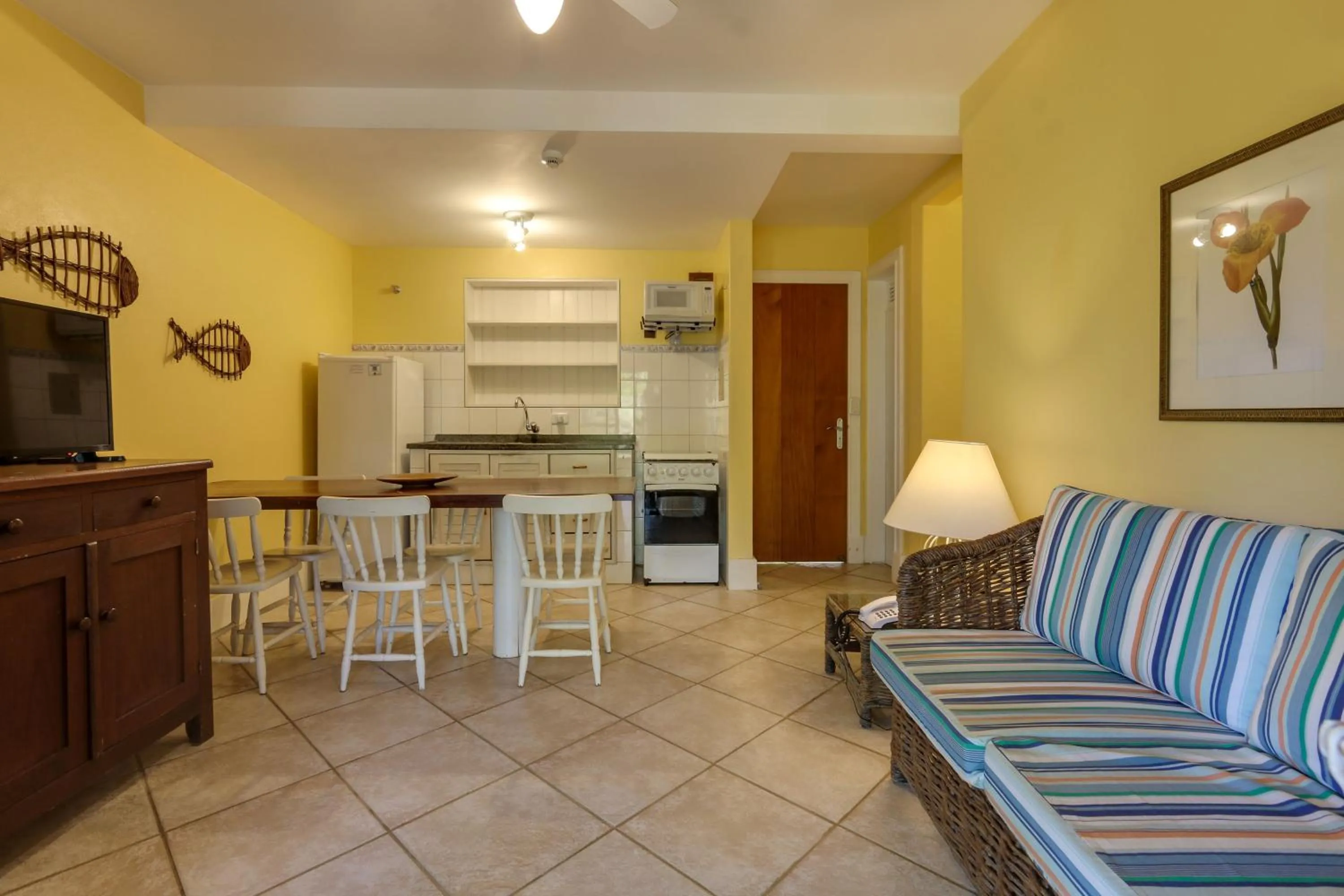 Kitchen or kitchenette in Pousada Vila do Bosque