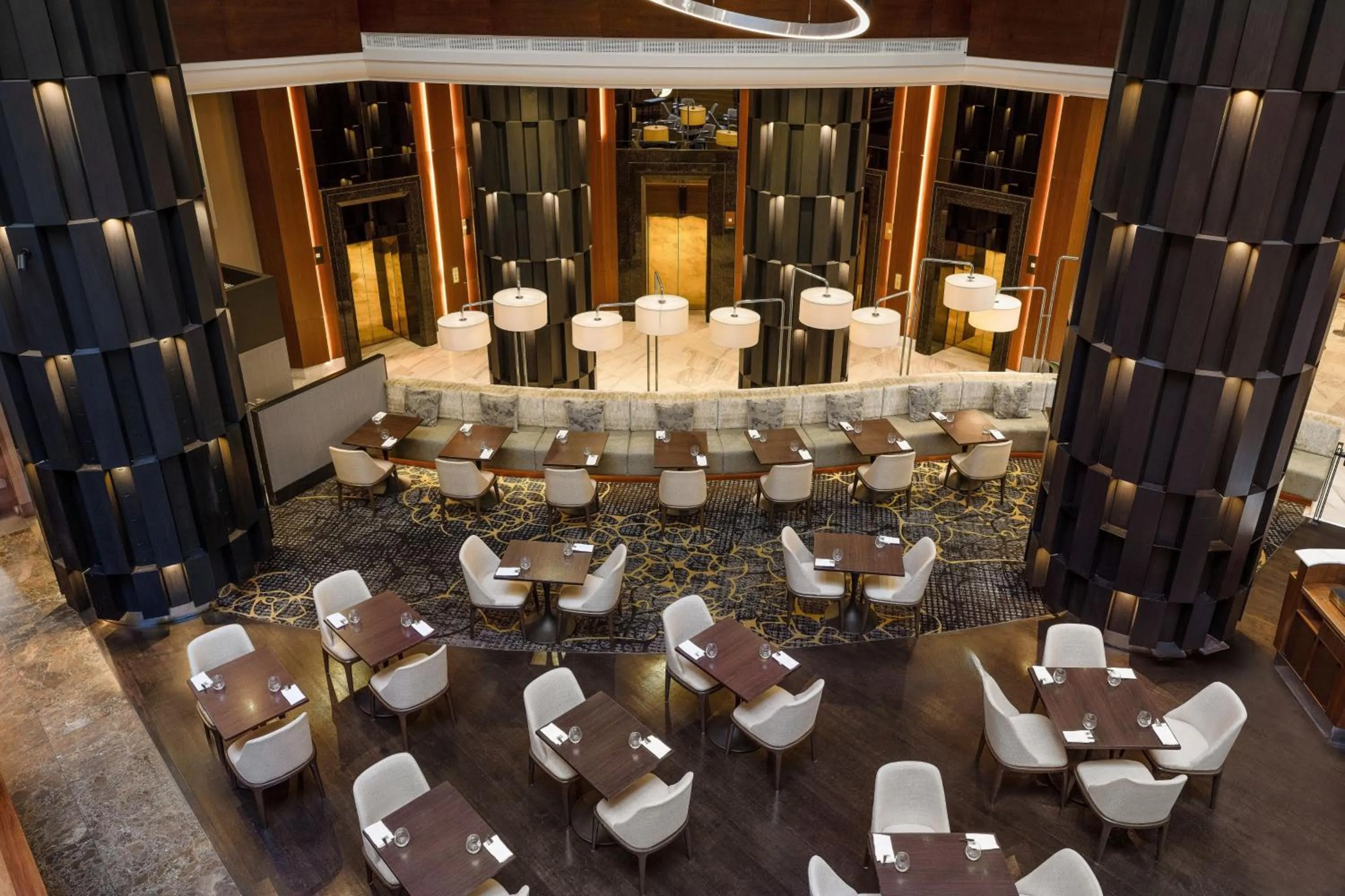 Restaurant/places to eat in Sydney Harbour Marriott Hotel at Circular Quay