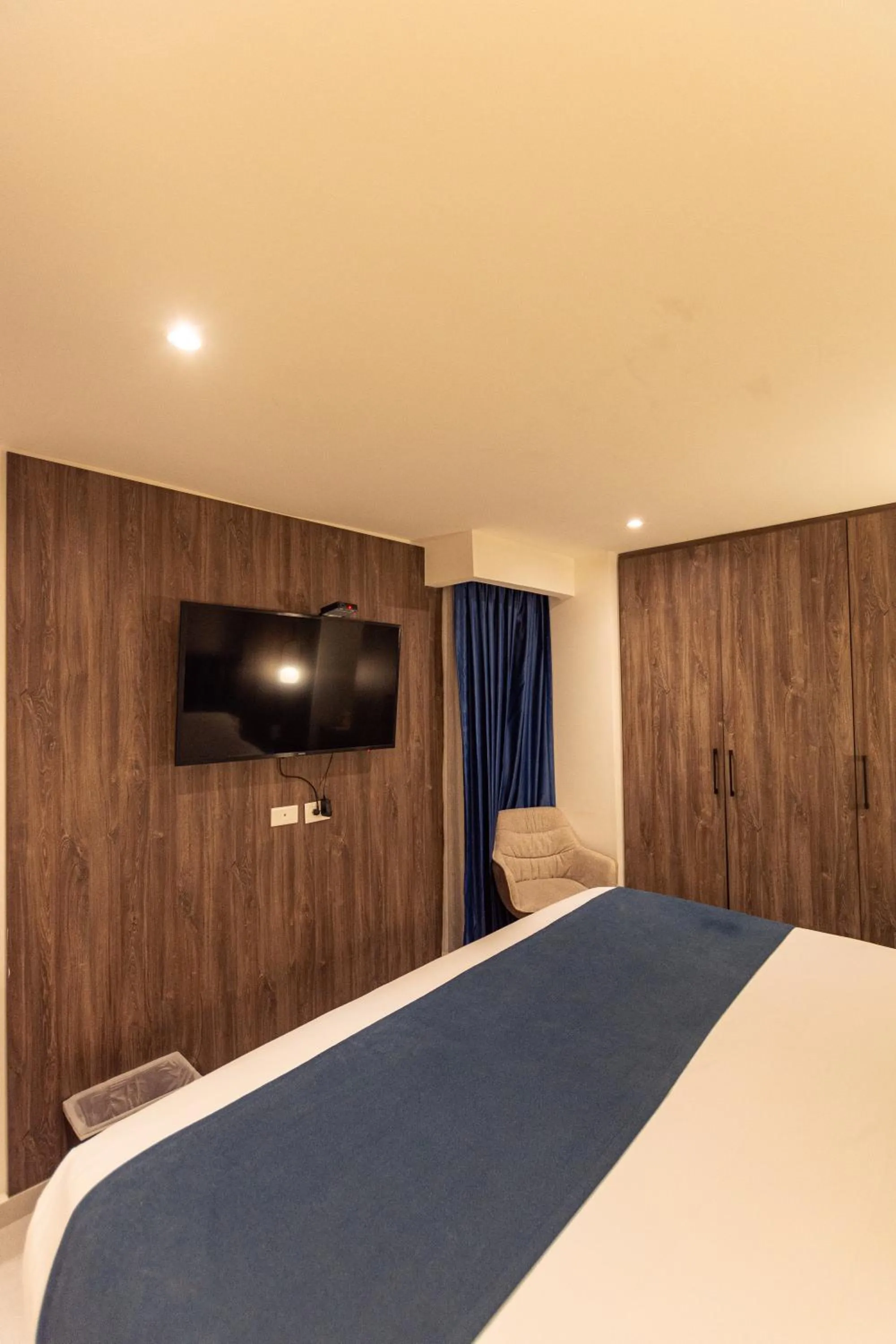 TV and multimedia, Bed in Zi One Luxury Hotel