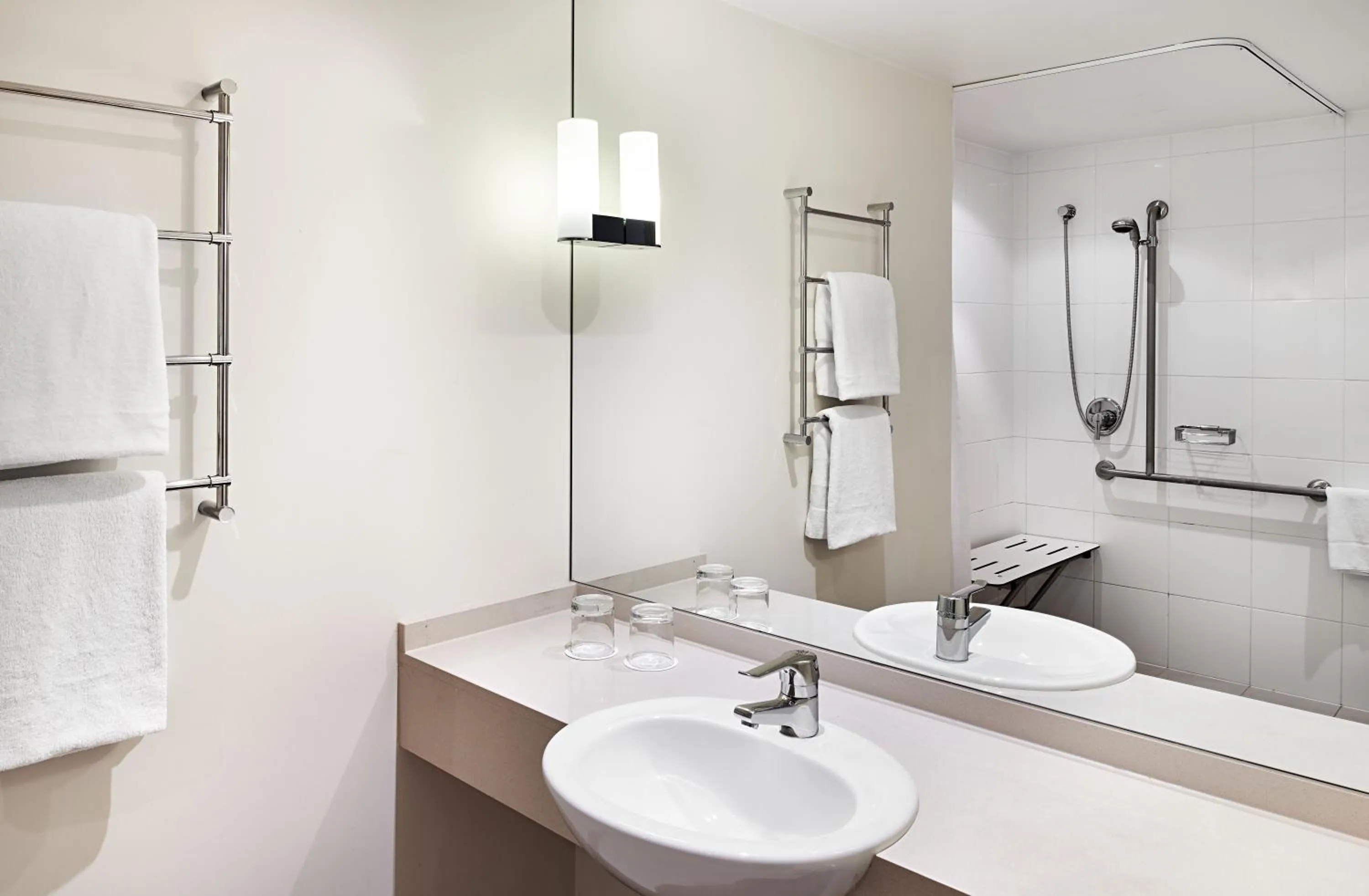 Bathroom in Courtyard by Marriott Sydney-North Ryde