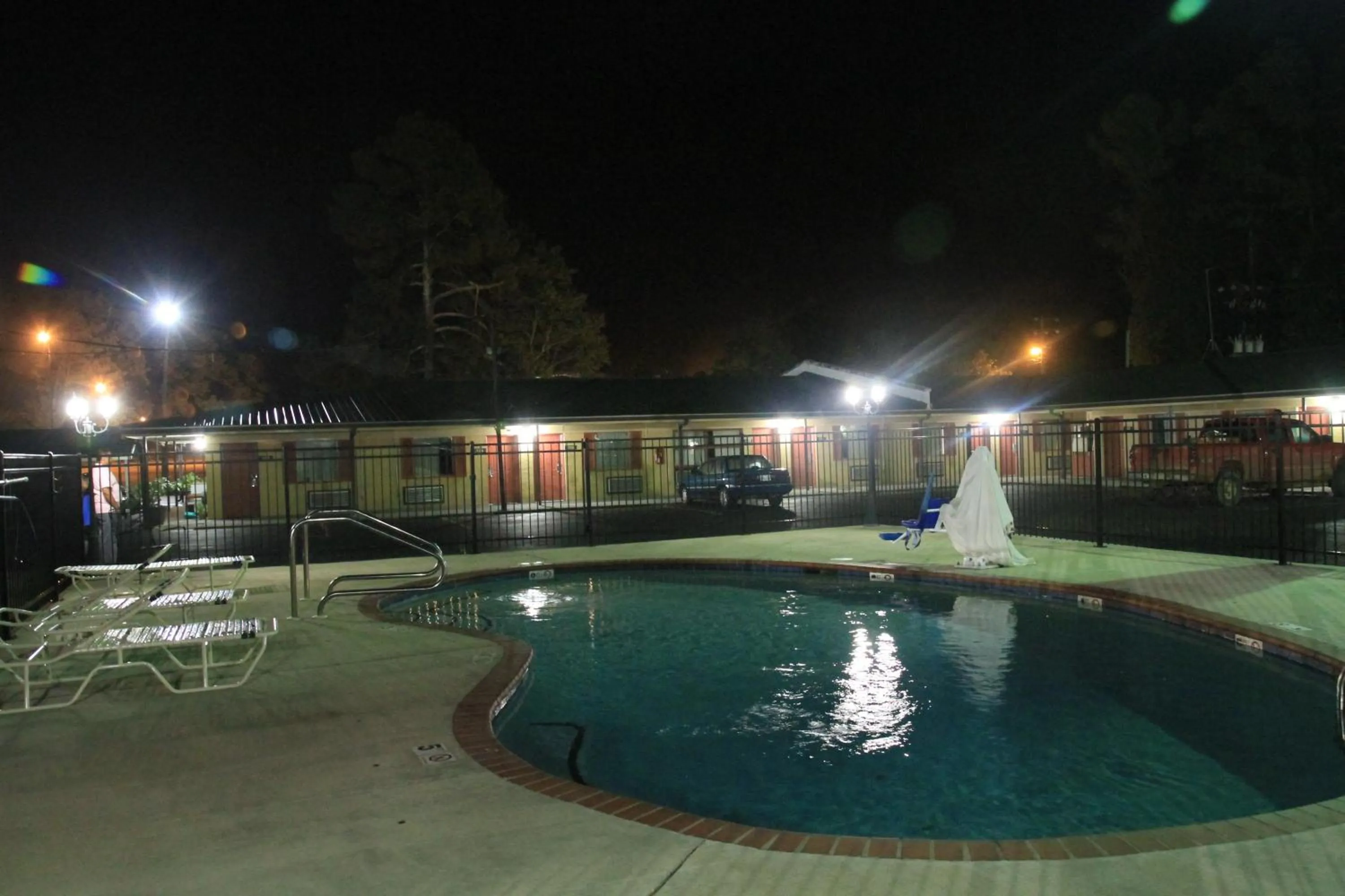 Holiday Terrace Motel