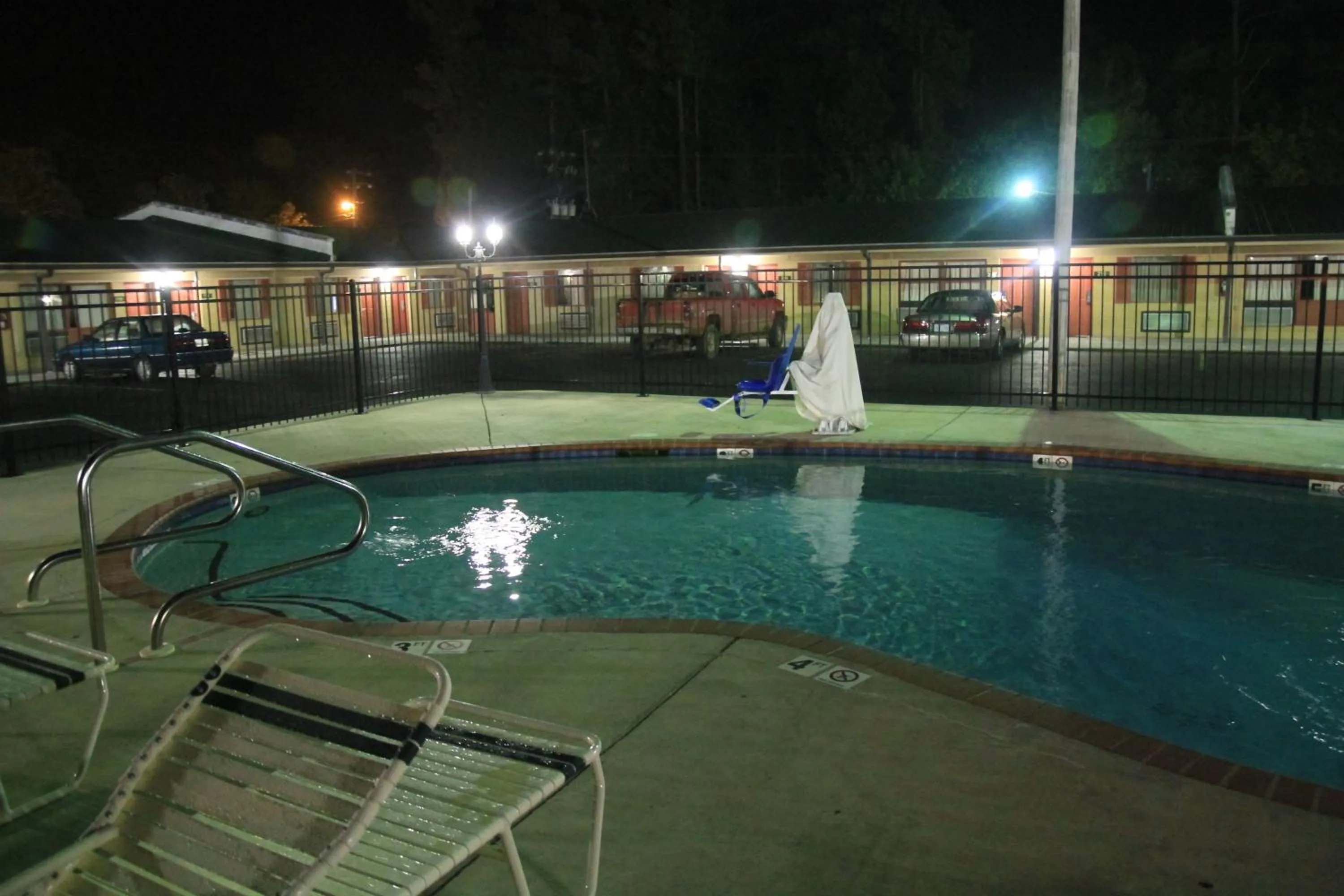 Holiday Terrace Motel