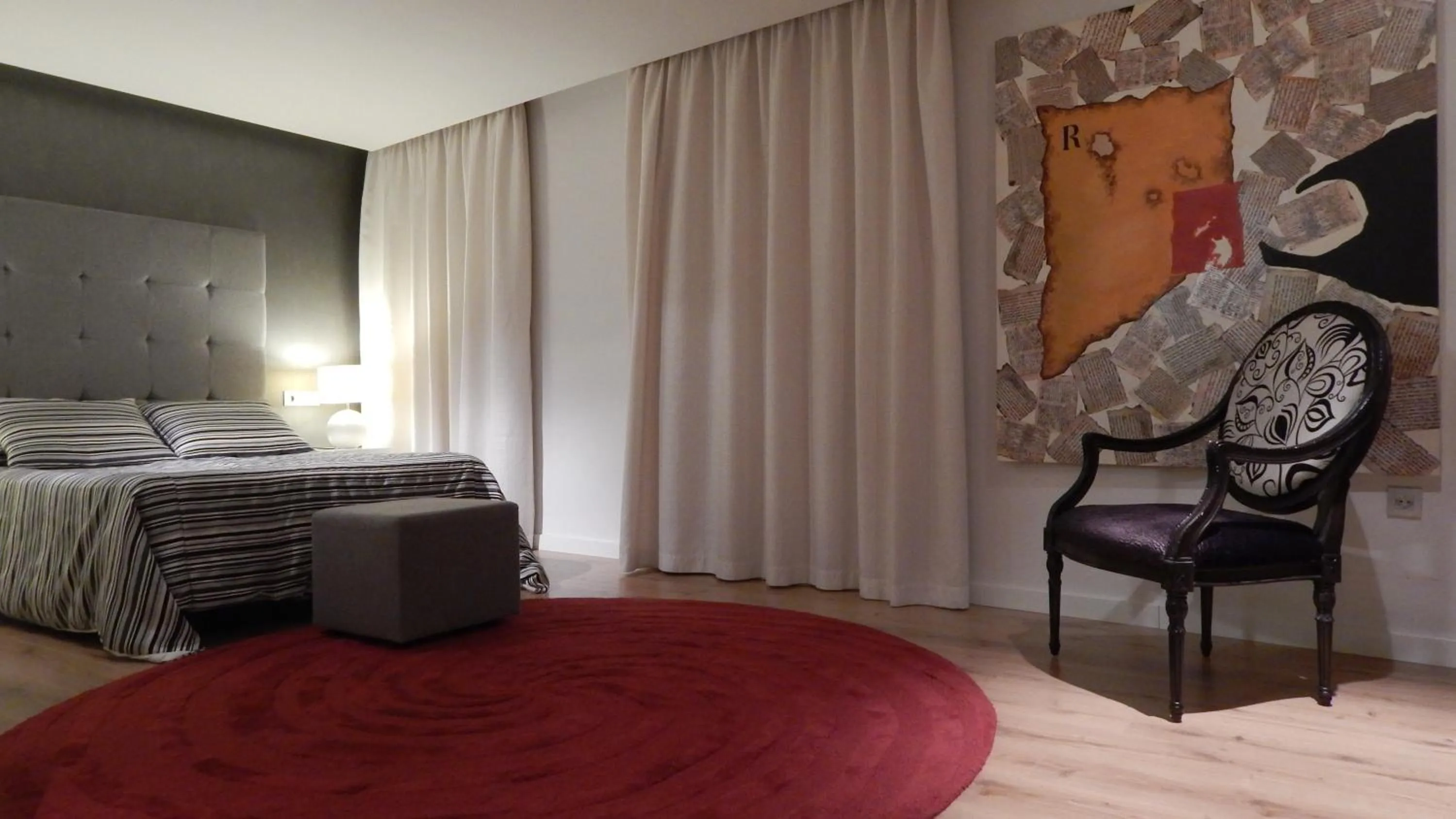 Bed in Hotel Palau dels Osset