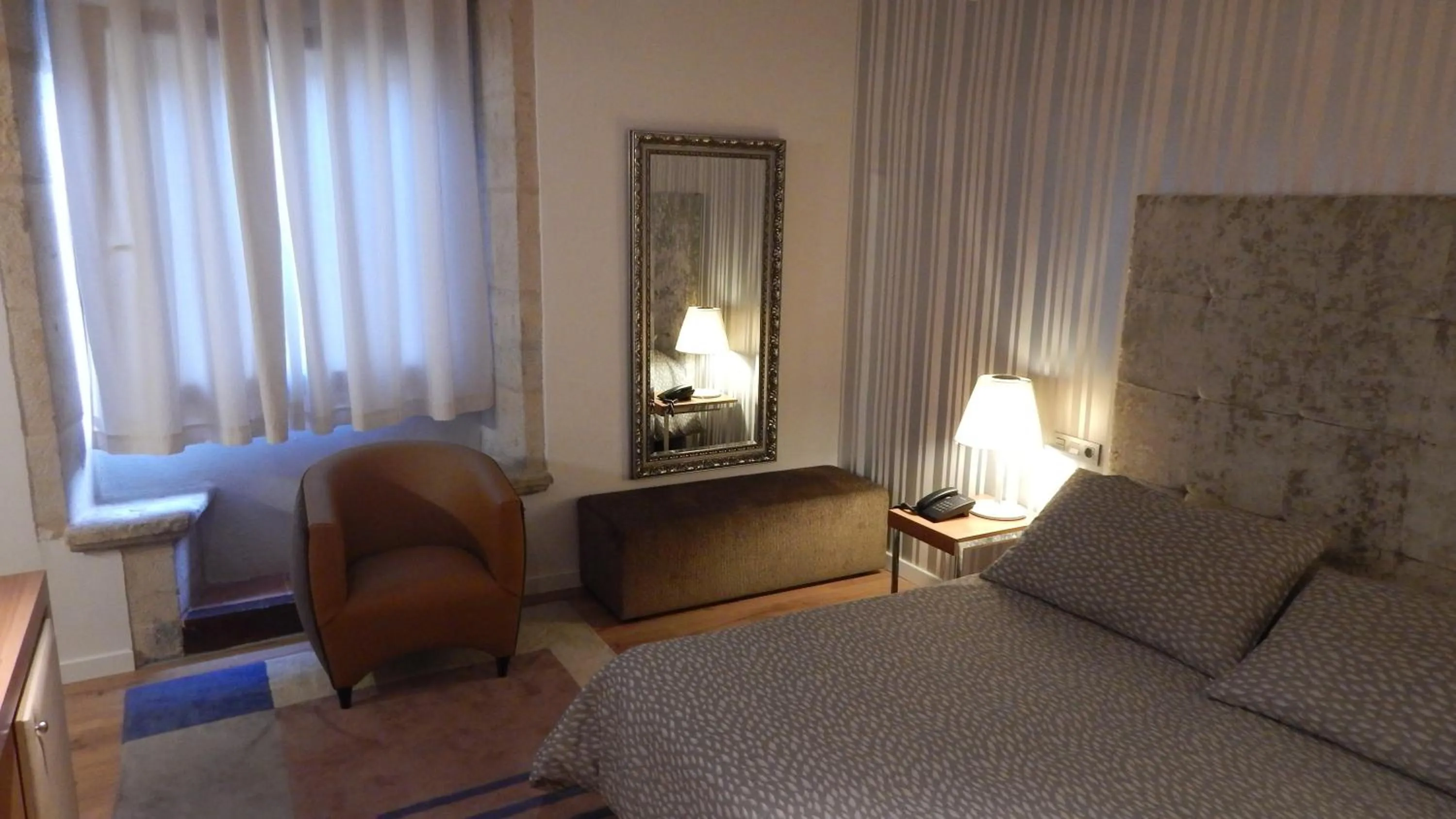 Photo of the whole room in Hotel Palau dels Osset