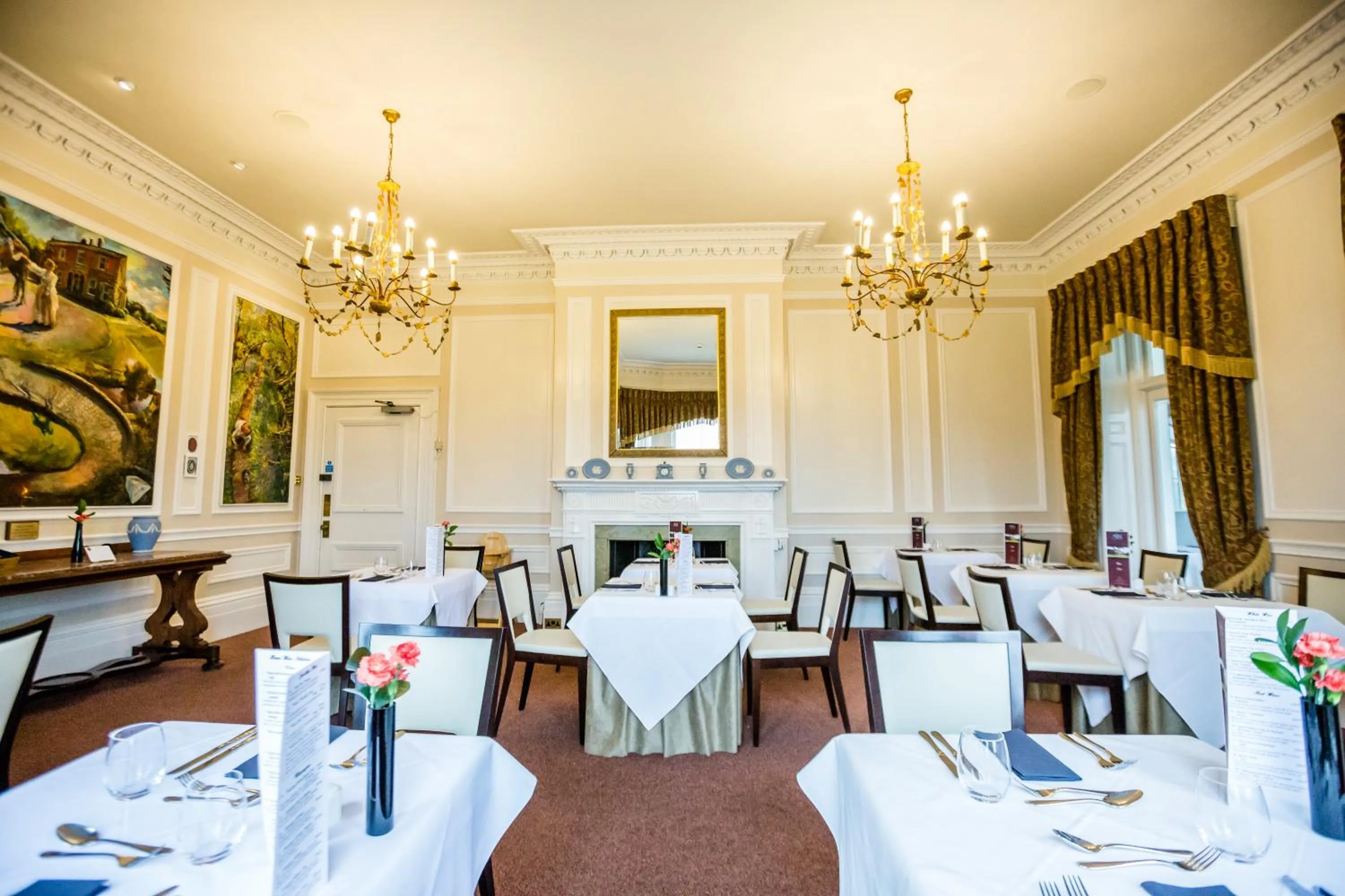 Restaurant/places to eat in The Upper House