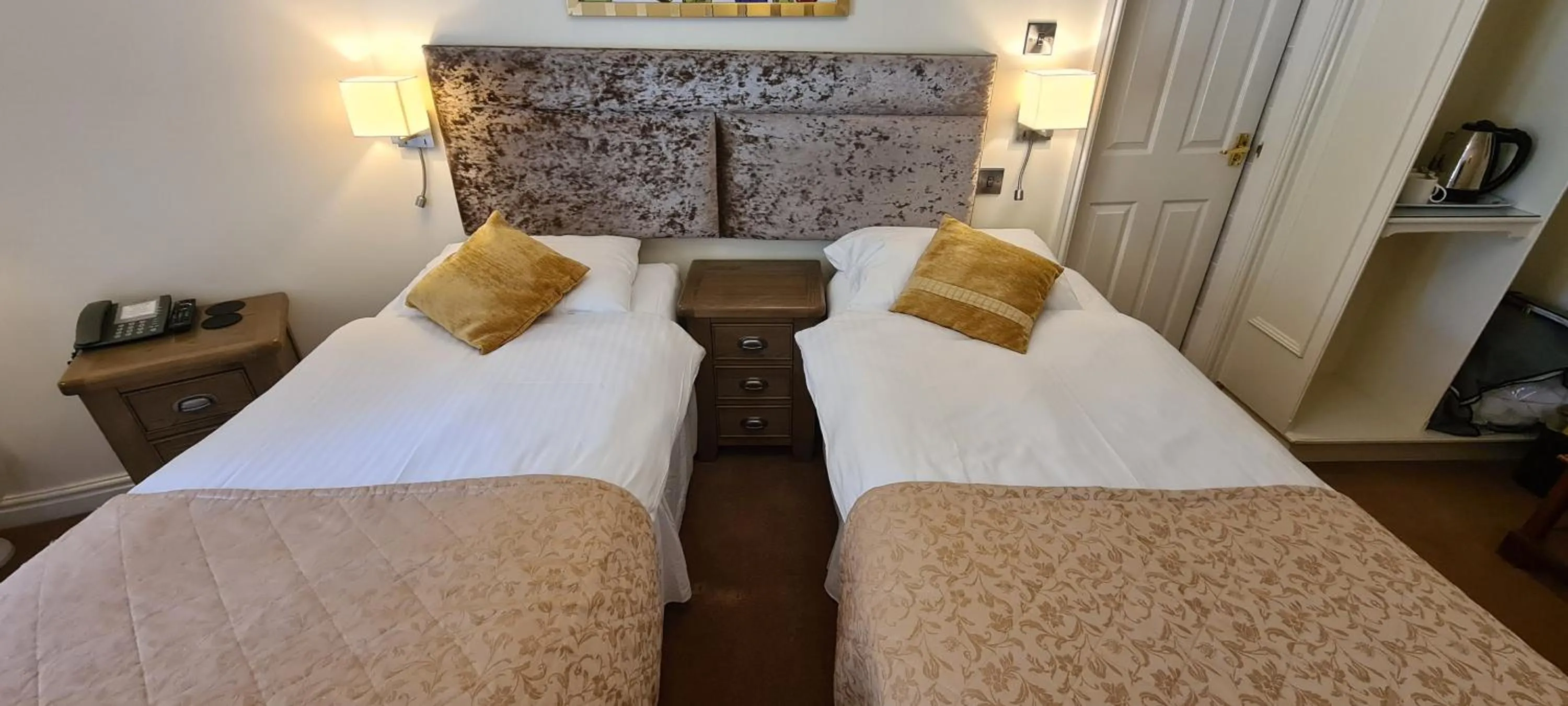 Bed in The Upper House