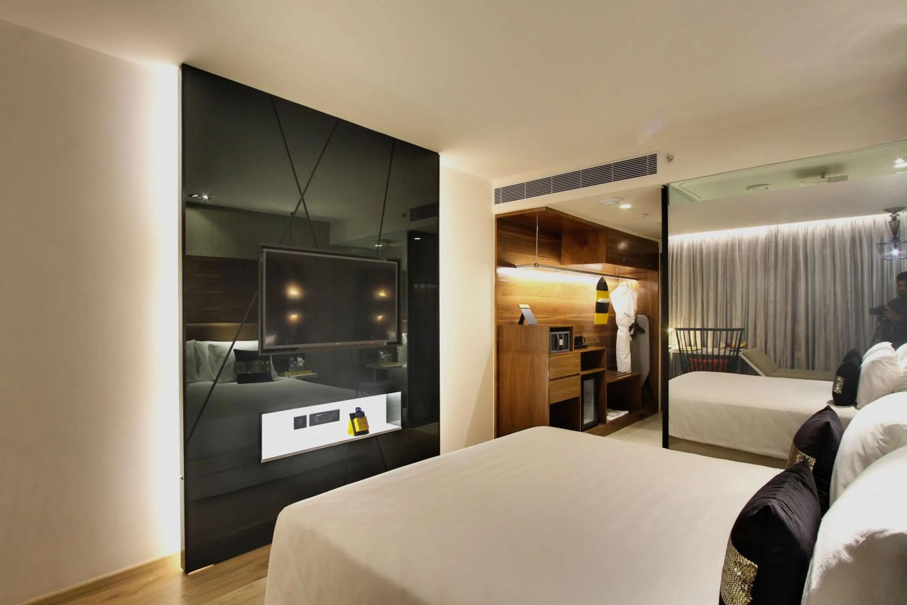 Bedroom, Bed in Radisson Bengaluru City Center