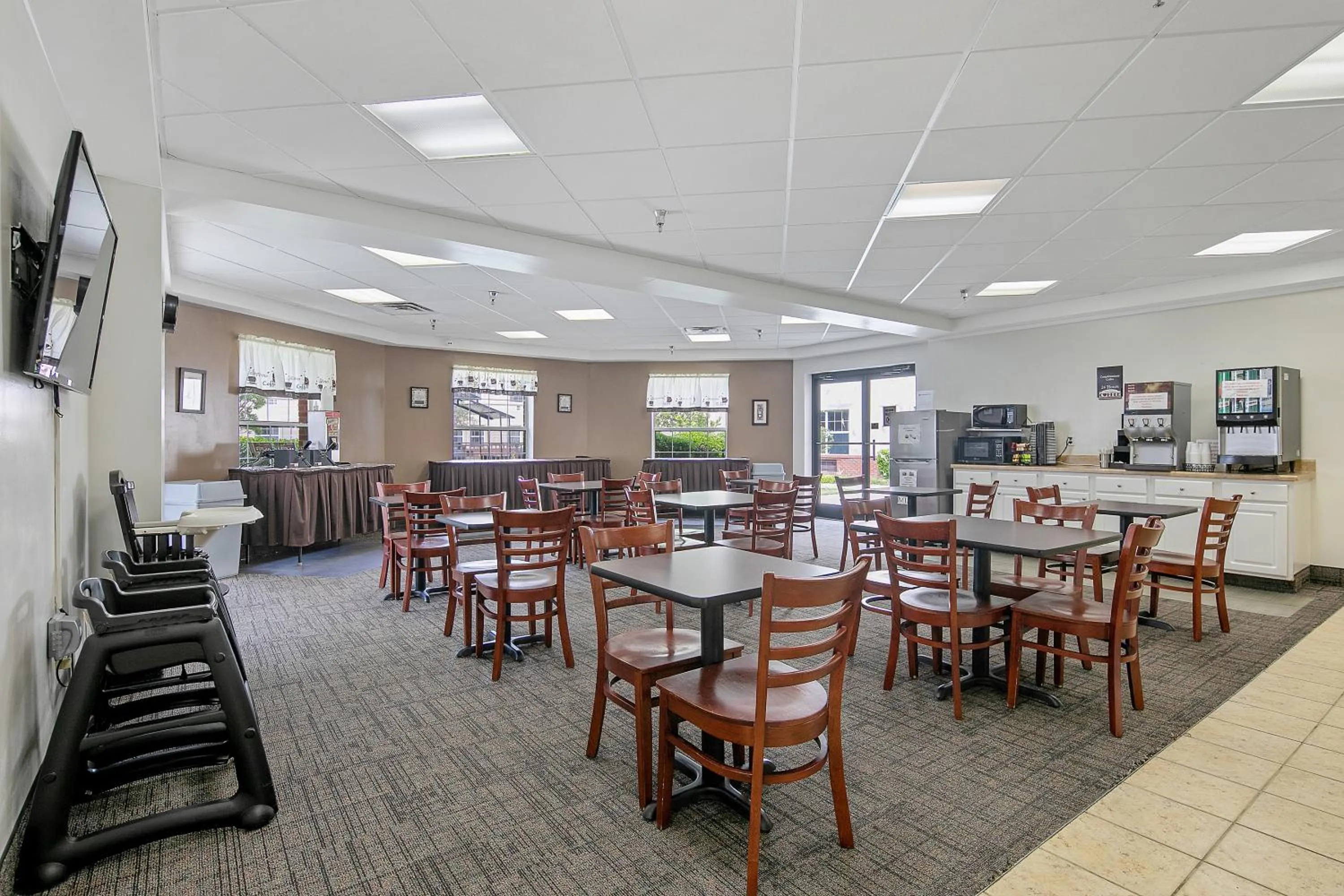 Breakfast in The Landmark Inn