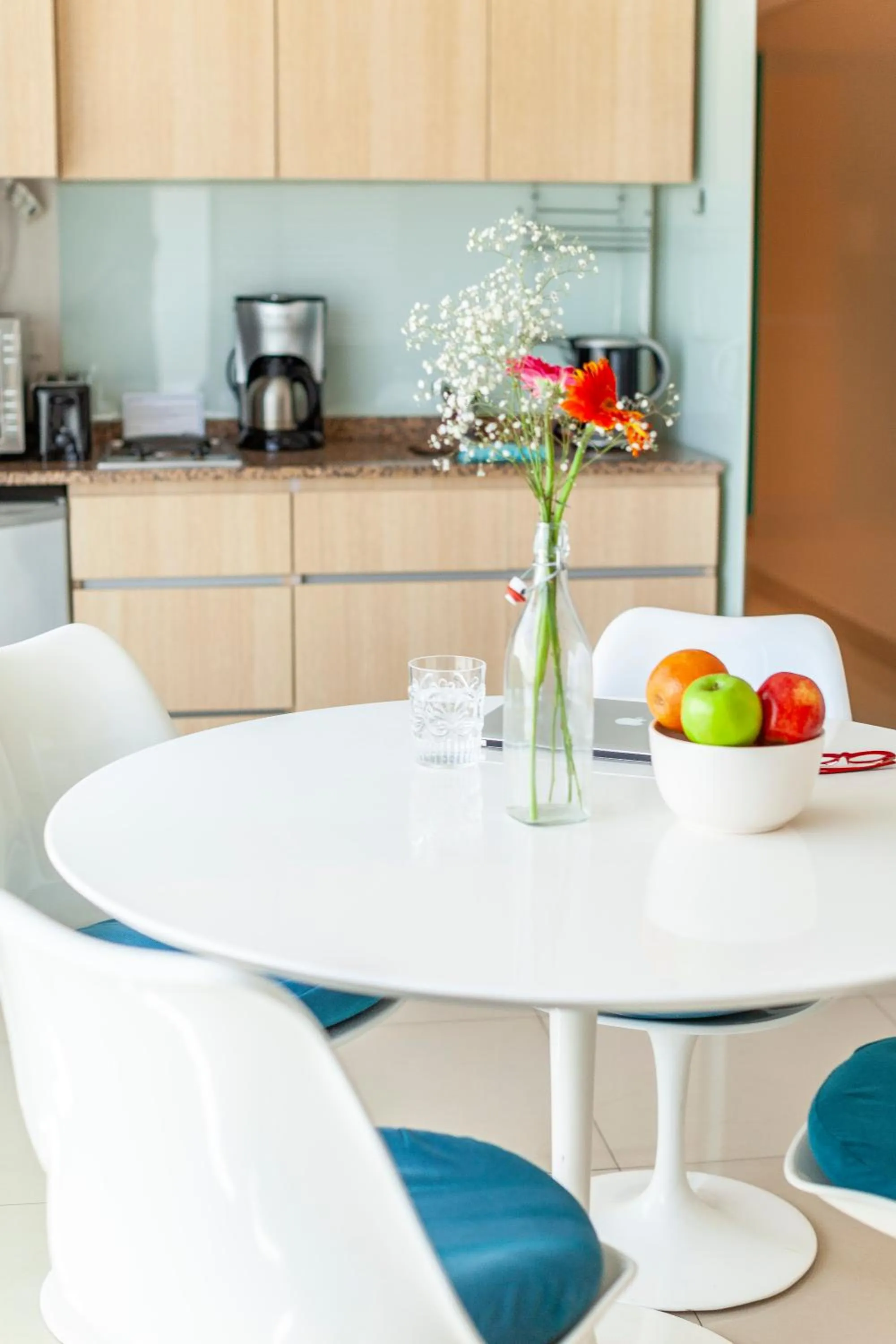 Dining area in Dream Studios BA