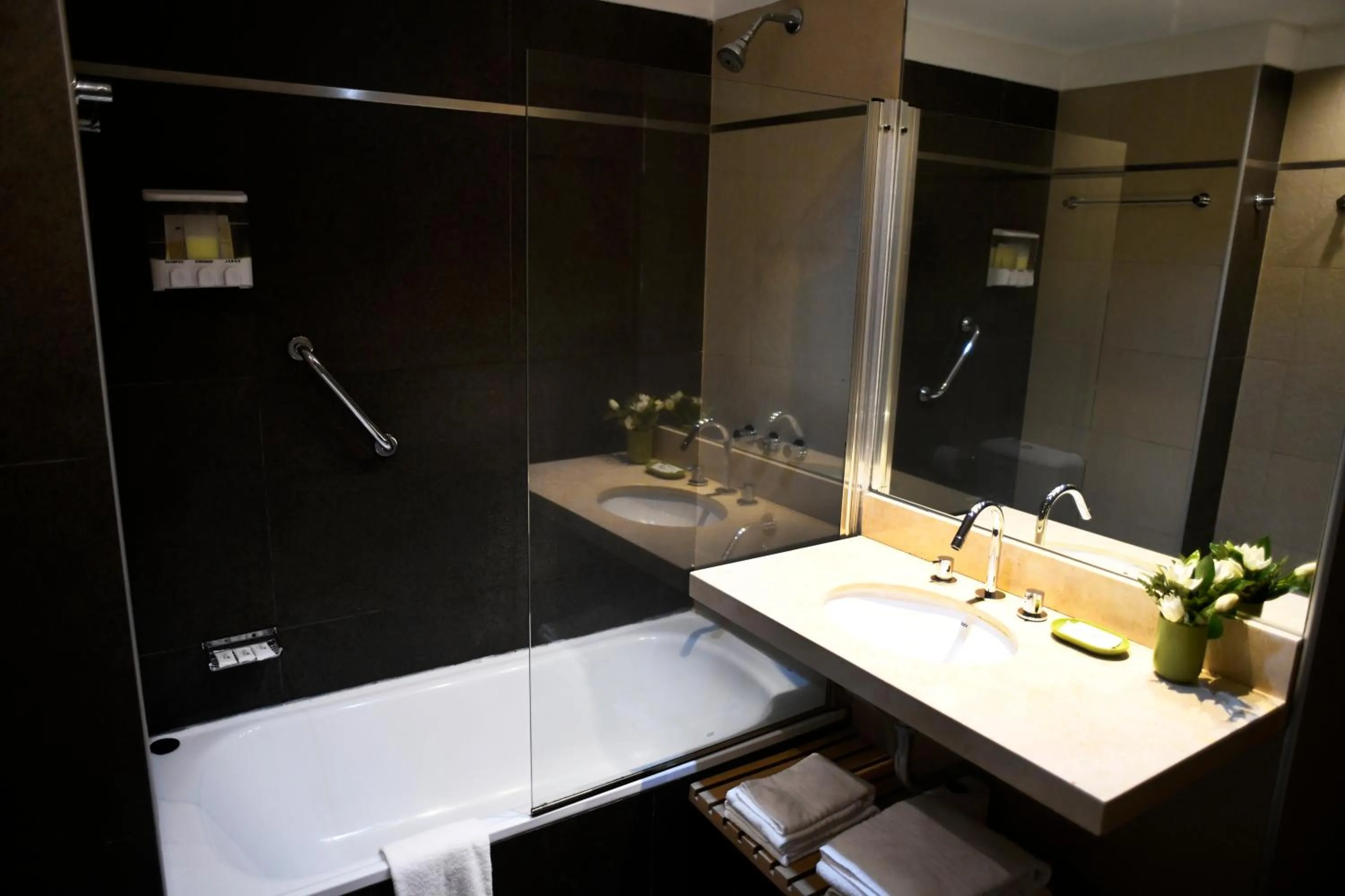 Bathroom in Dream Studios BA