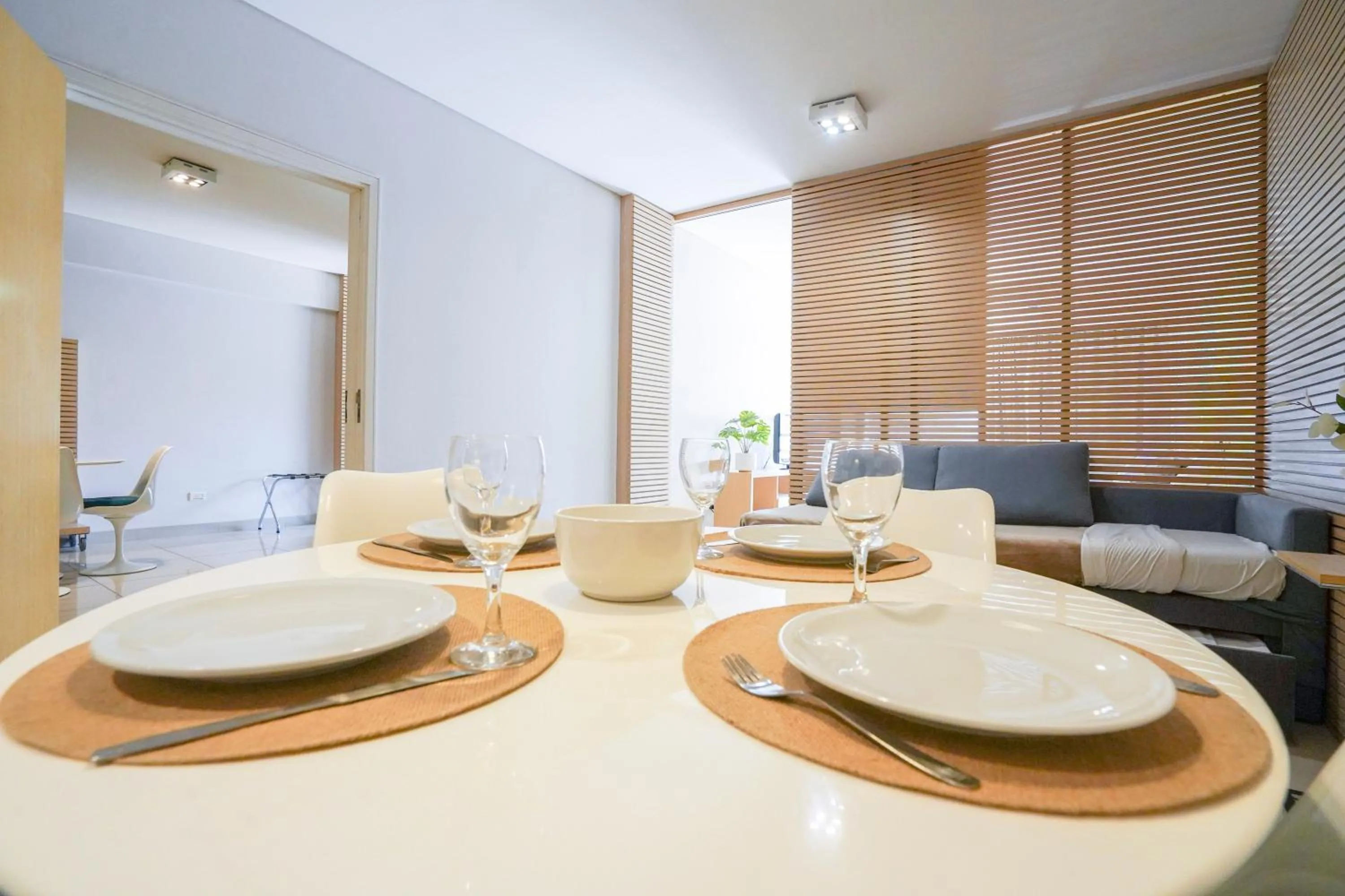 Dining area in Dream Studios BA