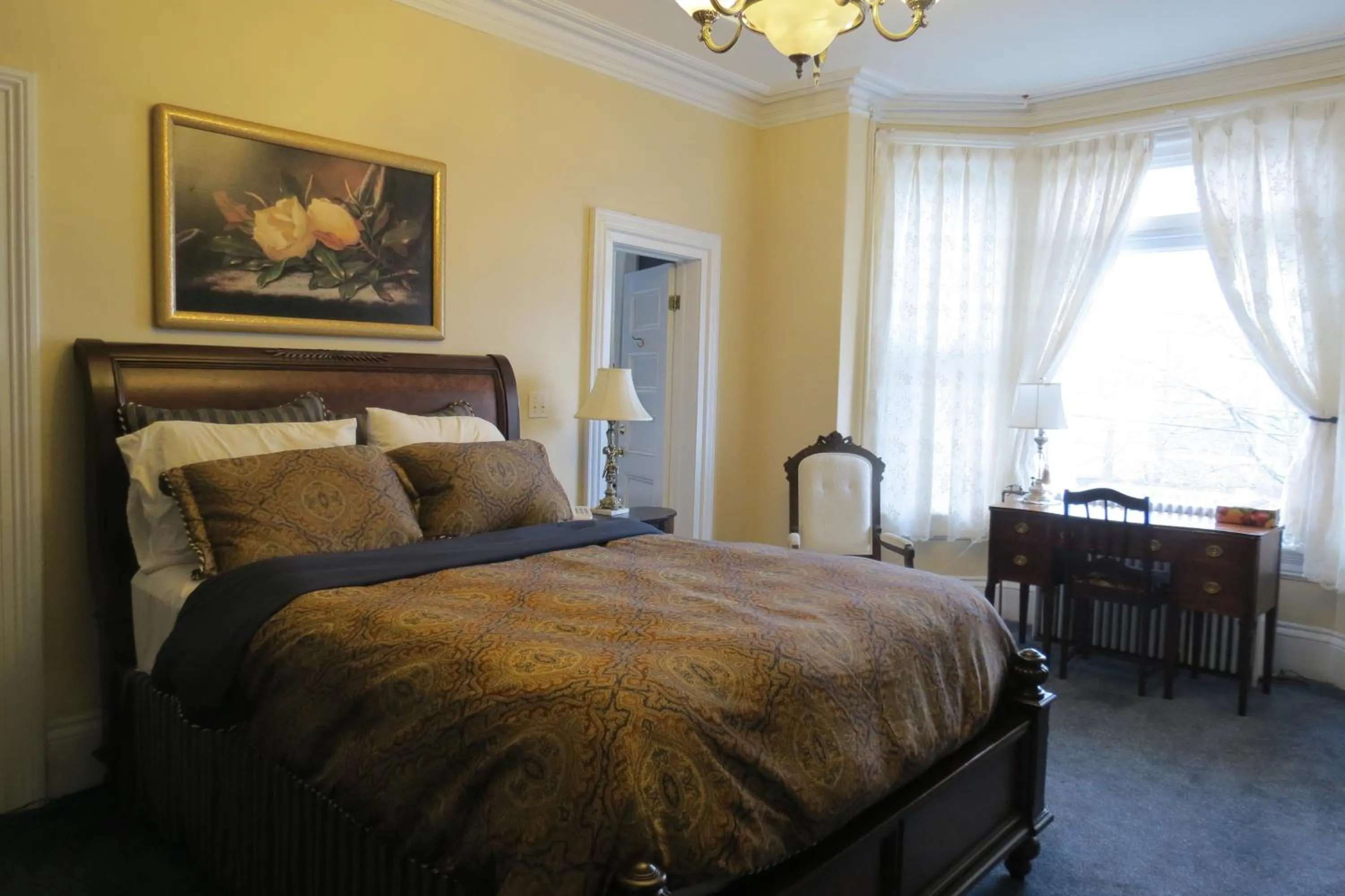 Internal: Not applicable to any particular room, Bed in The Roses Heritage Inn