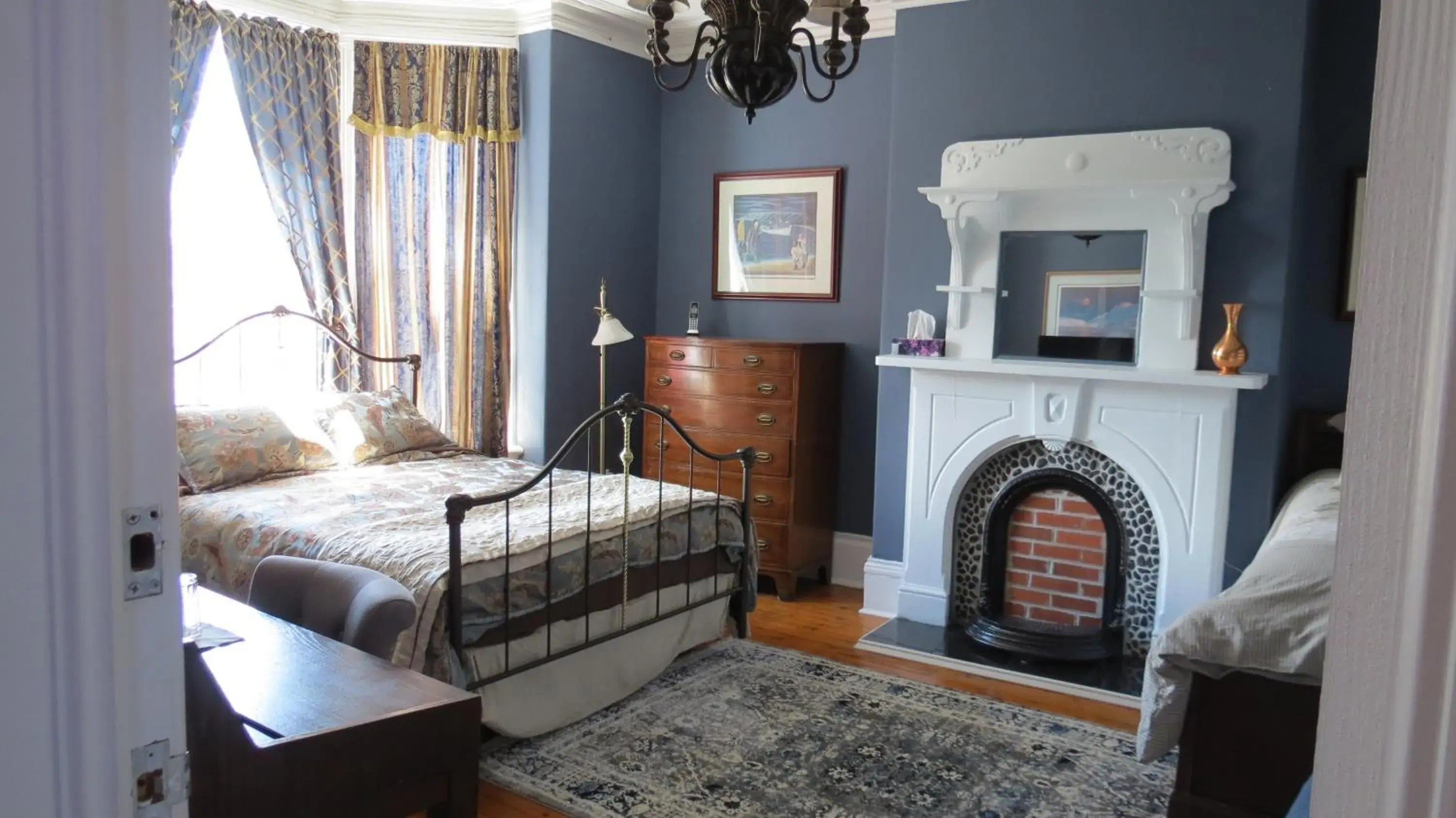 Deluxe Triple Room with Sea View in The Roses Heritage Inn Deluxe Triple Room with Sea View in The Roses Heritage Inn