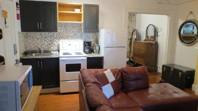 The Roses Heritage Inn