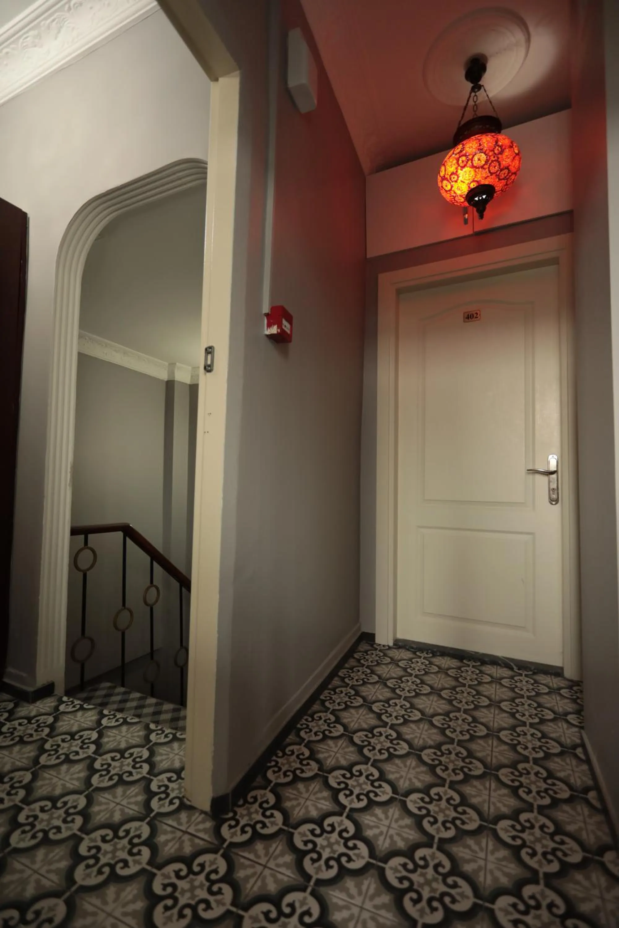 Inner courtyard view in White Pearl Apart Hotel