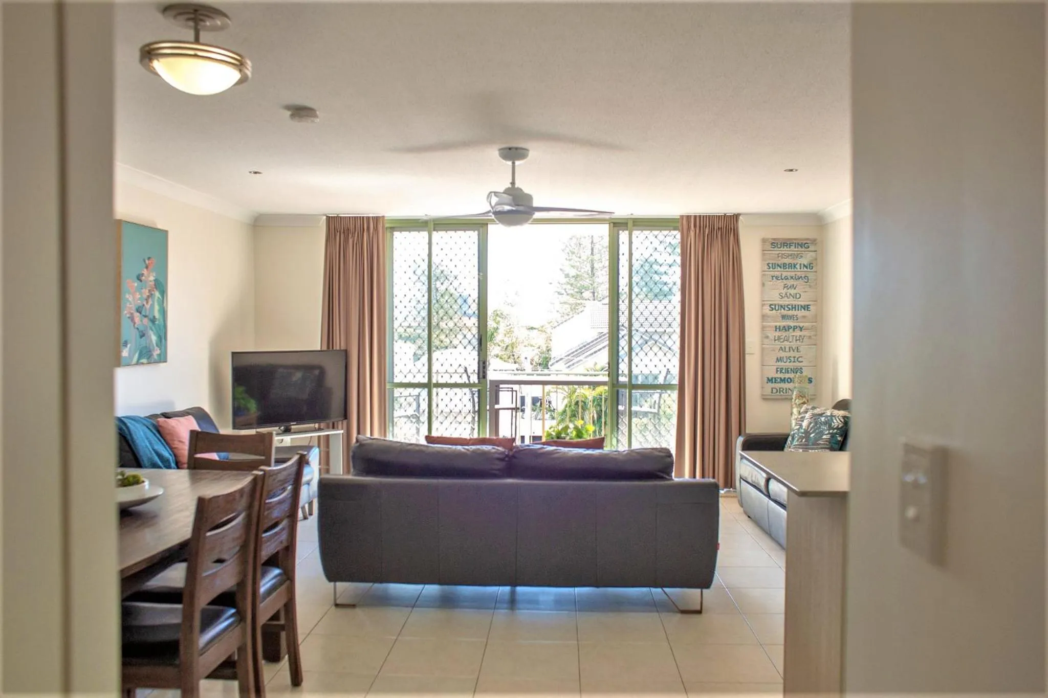 Living room in Montana Palms Resort