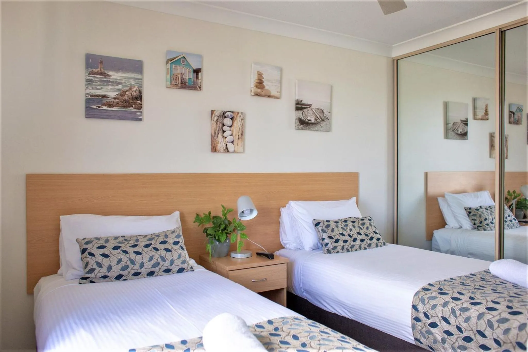 Bedroom, Bed in Montana Palms Resort