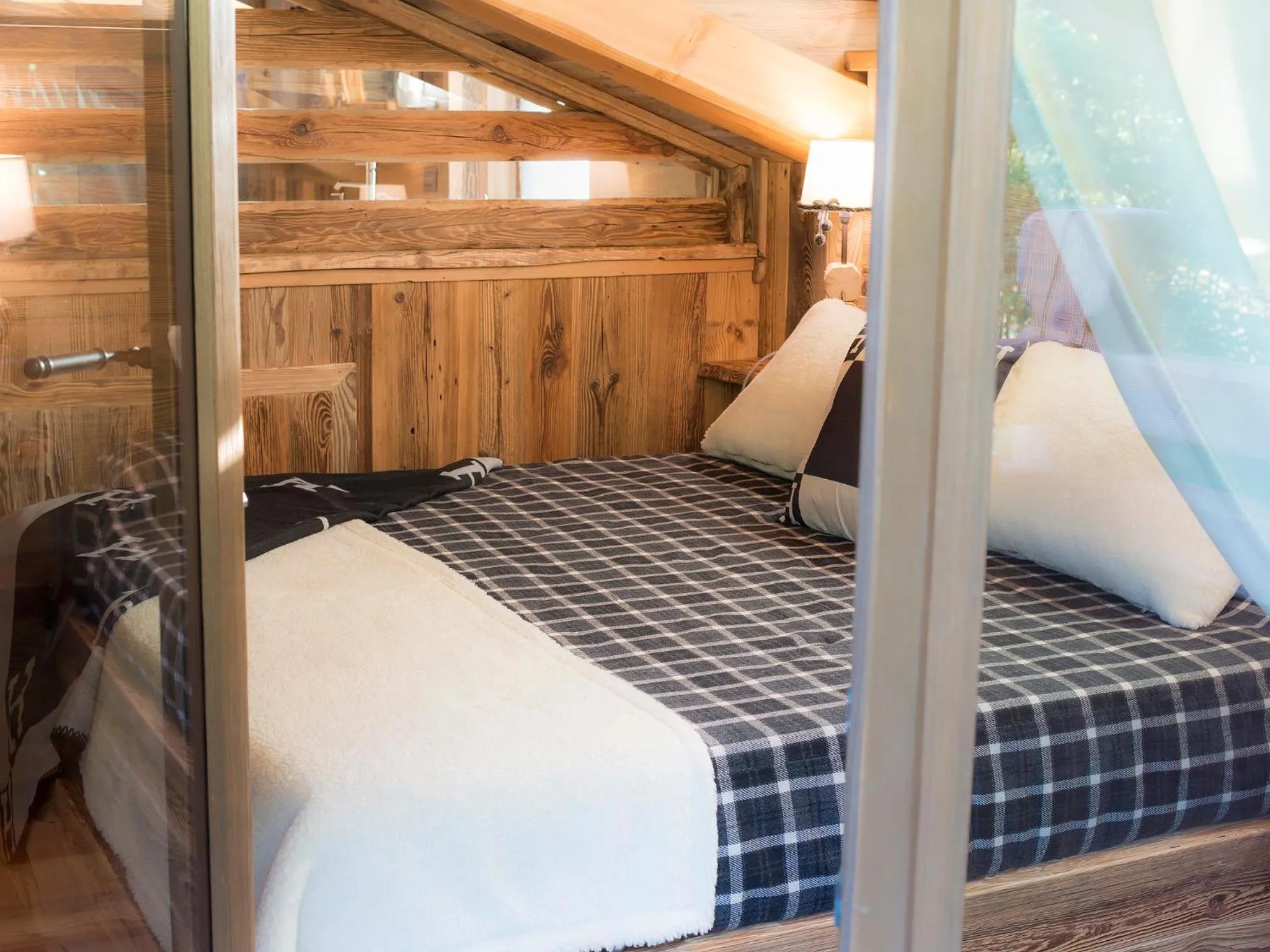 Bed in Bed & Breakfast Anisor - Parblanc