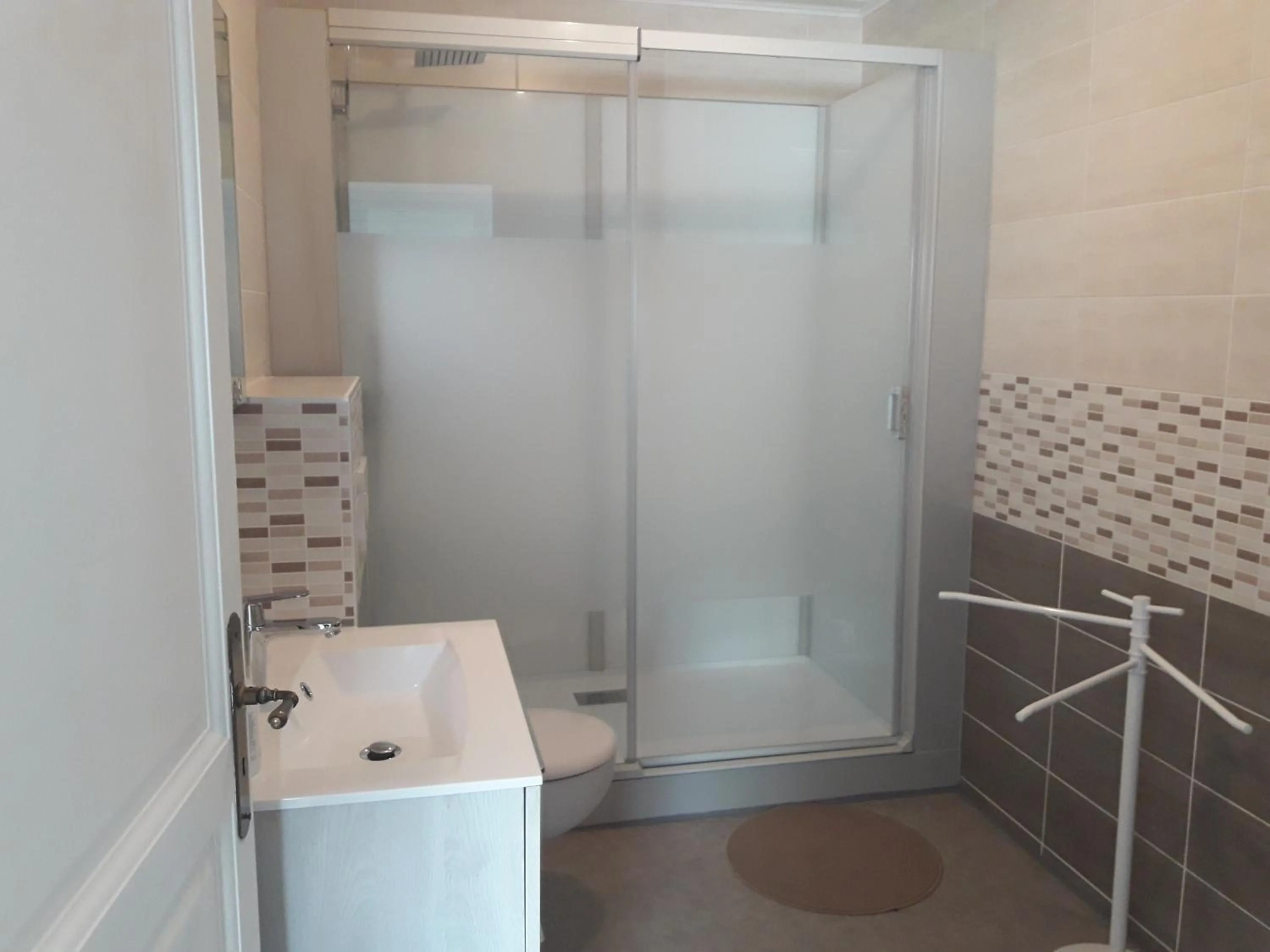 Shower in Chambre d'hôtes Comme une évidence Clairvaux-les-lacs