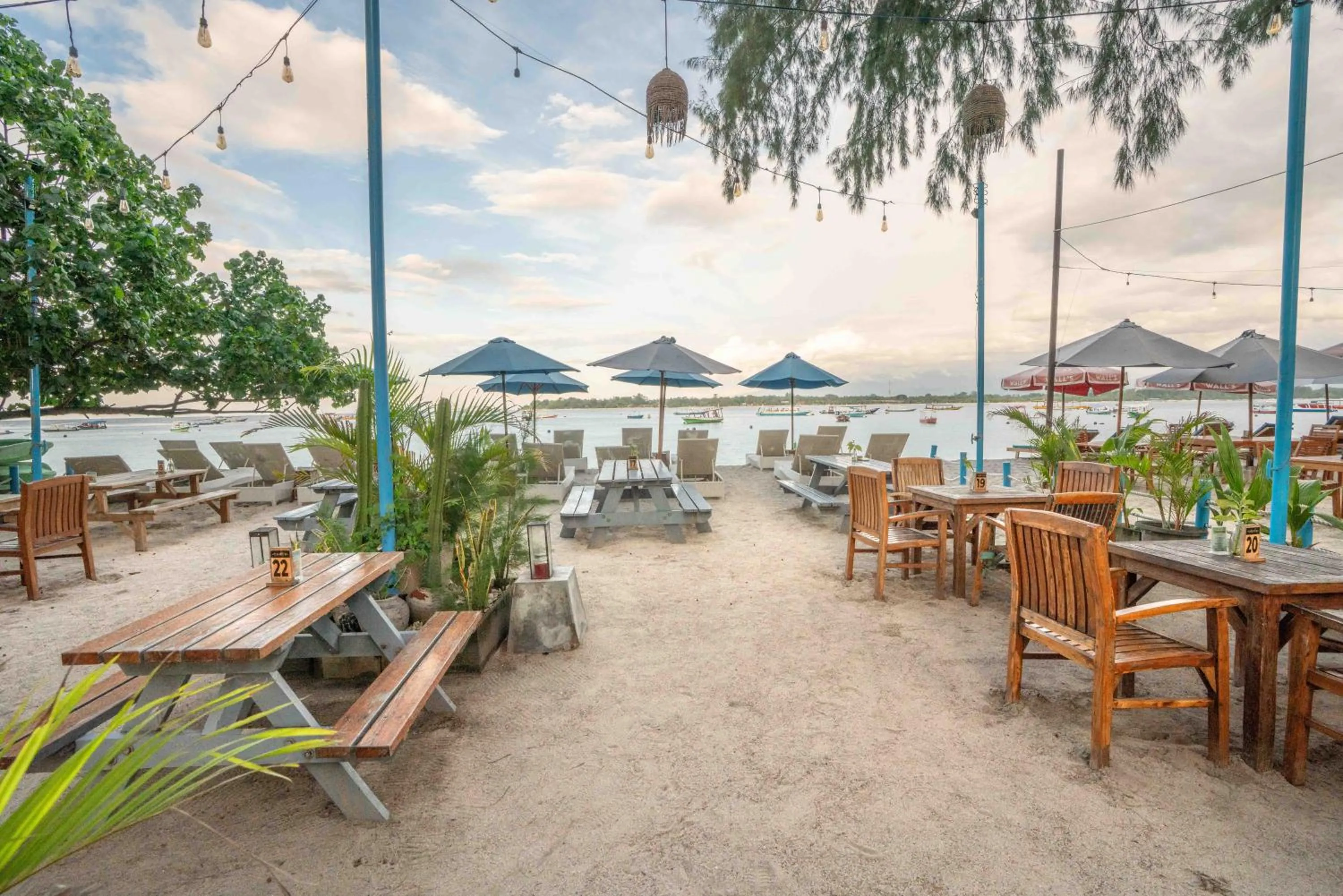 Restaurant/places to eat in Bale Sampan Boutique Bungalows