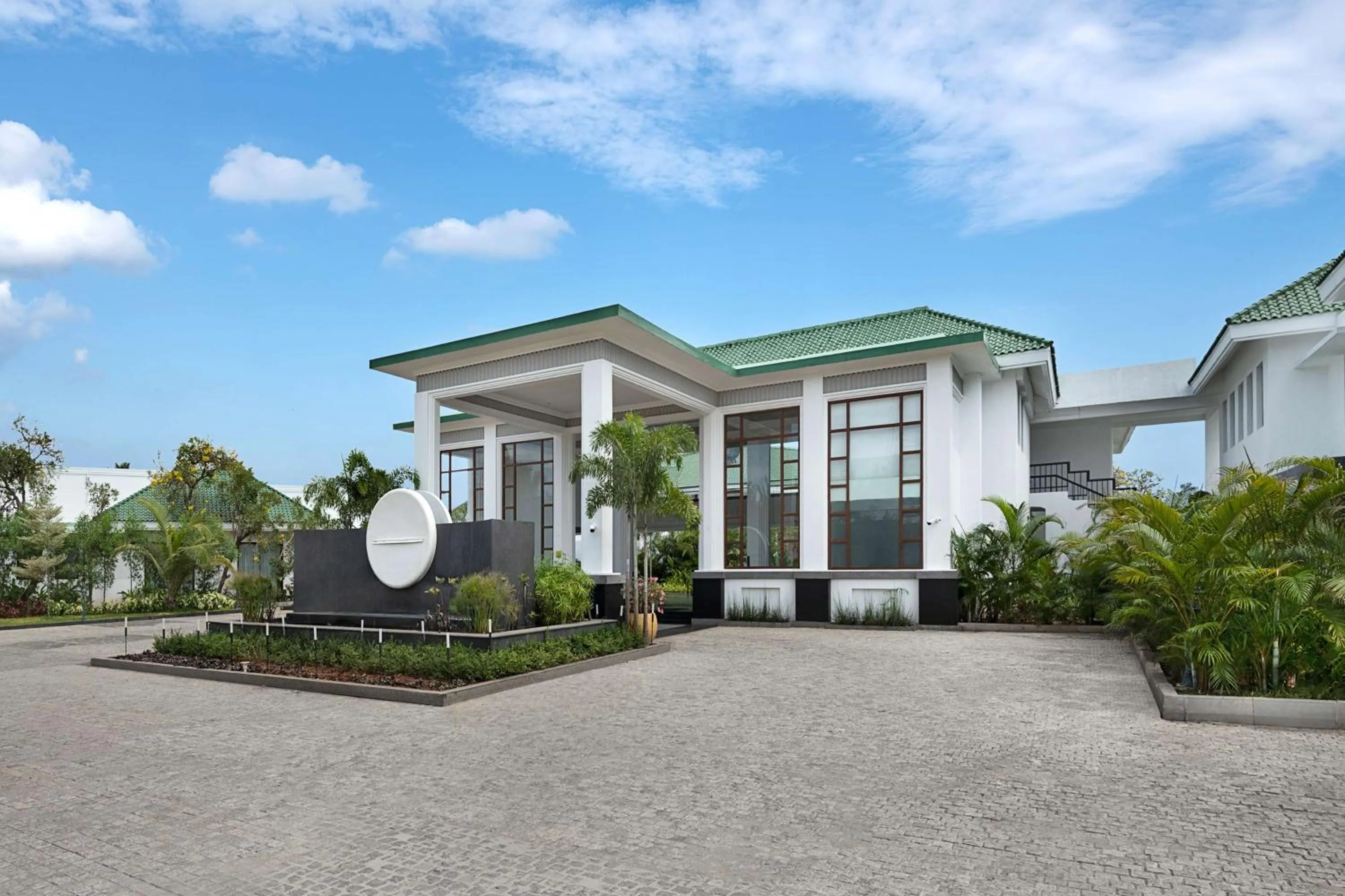 Property building in Radisson Resort Pondicherry Bay