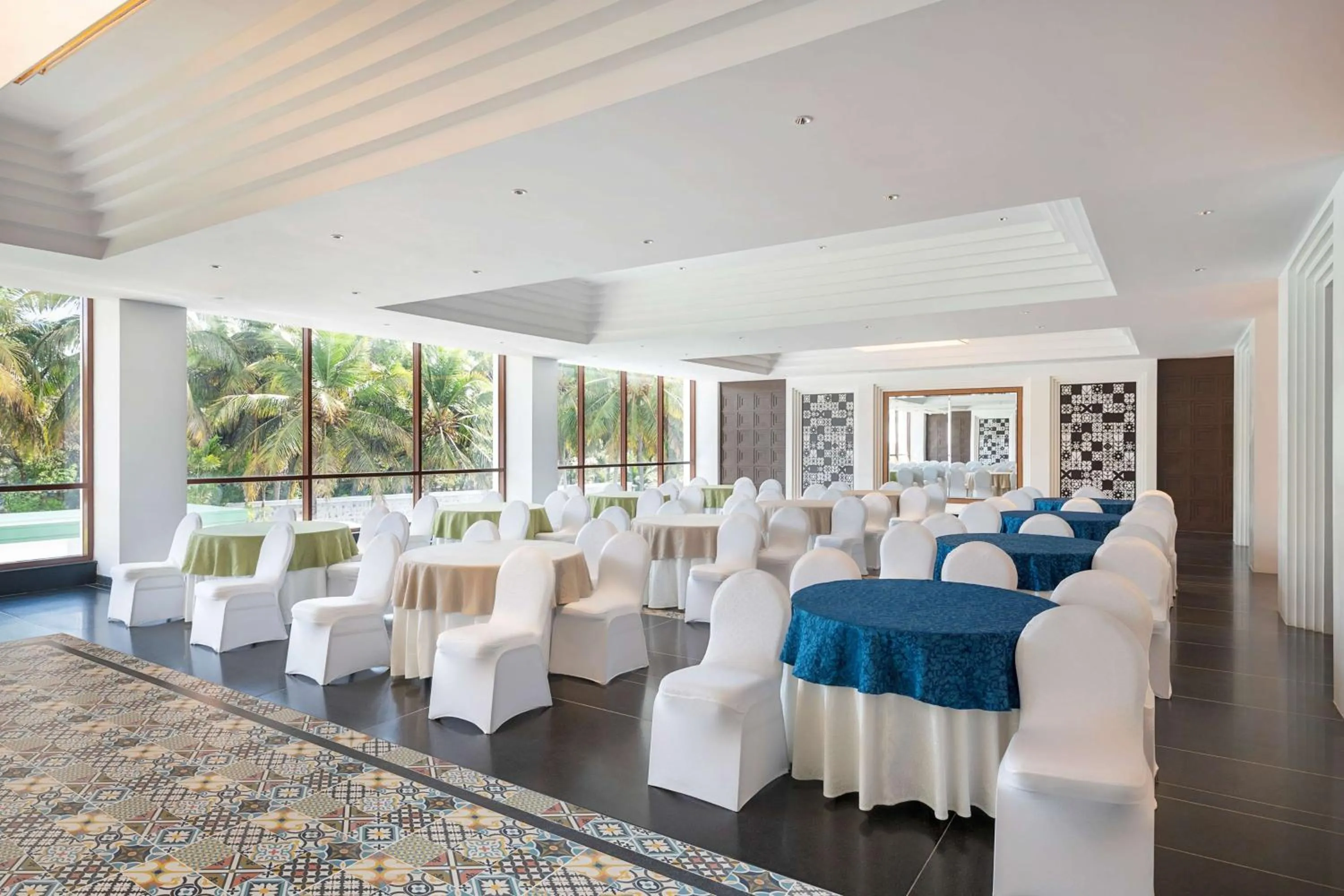 Banquet/Function facilities in Radisson Resort Pondicherry Bay